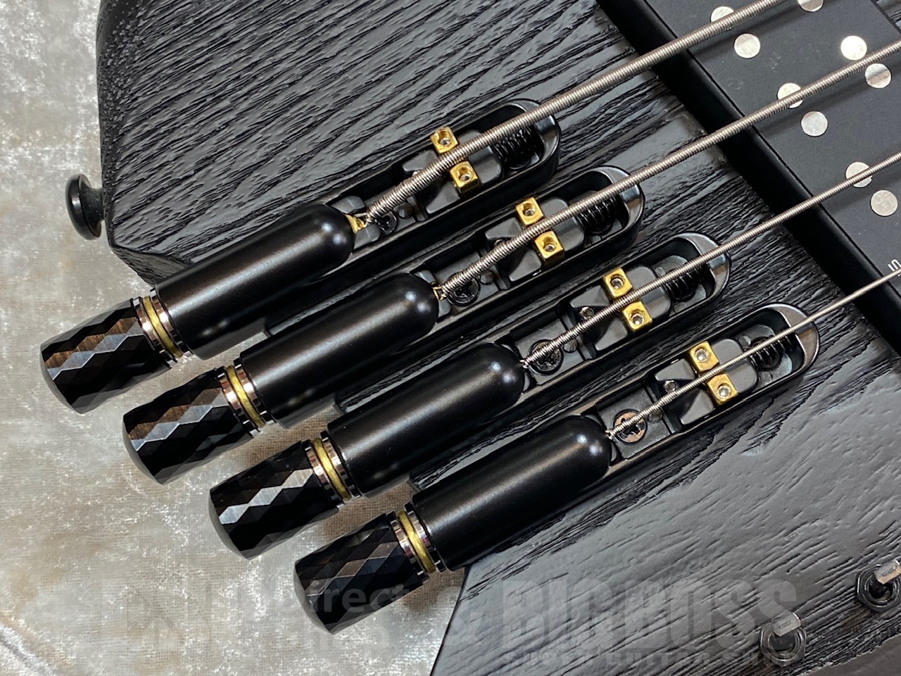 【即納可能】Sire M6 4-String Headless /Black Stain  GWS