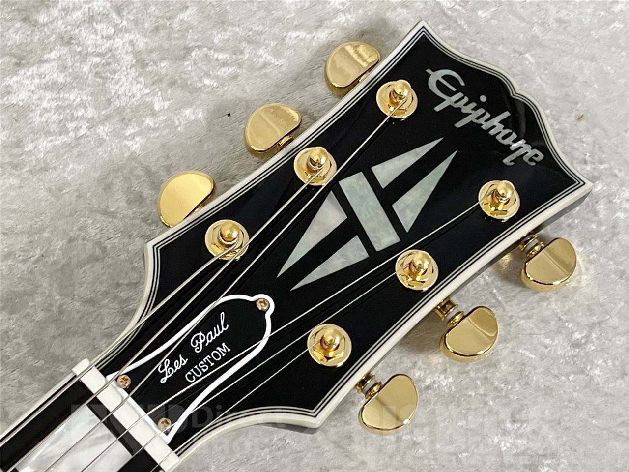 【即納可能】Epiphone ( エピフォン )Inspired by Gibson Custom Les Paul Custom Ebony (エレキギター) お茶の水駅前店・別館
