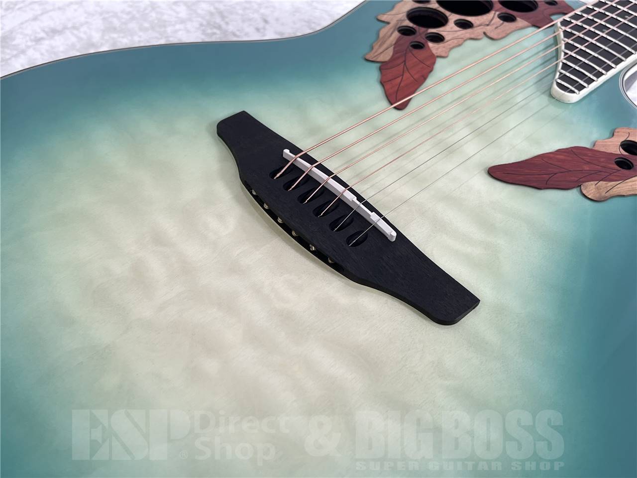 【即納可能】Ovation(オベーション) Celebrity Elite® Exotic Mid Depth CE44X-9B Mint Burst (エレクトリックアコースティックギター) お茶の水駅前店・別館