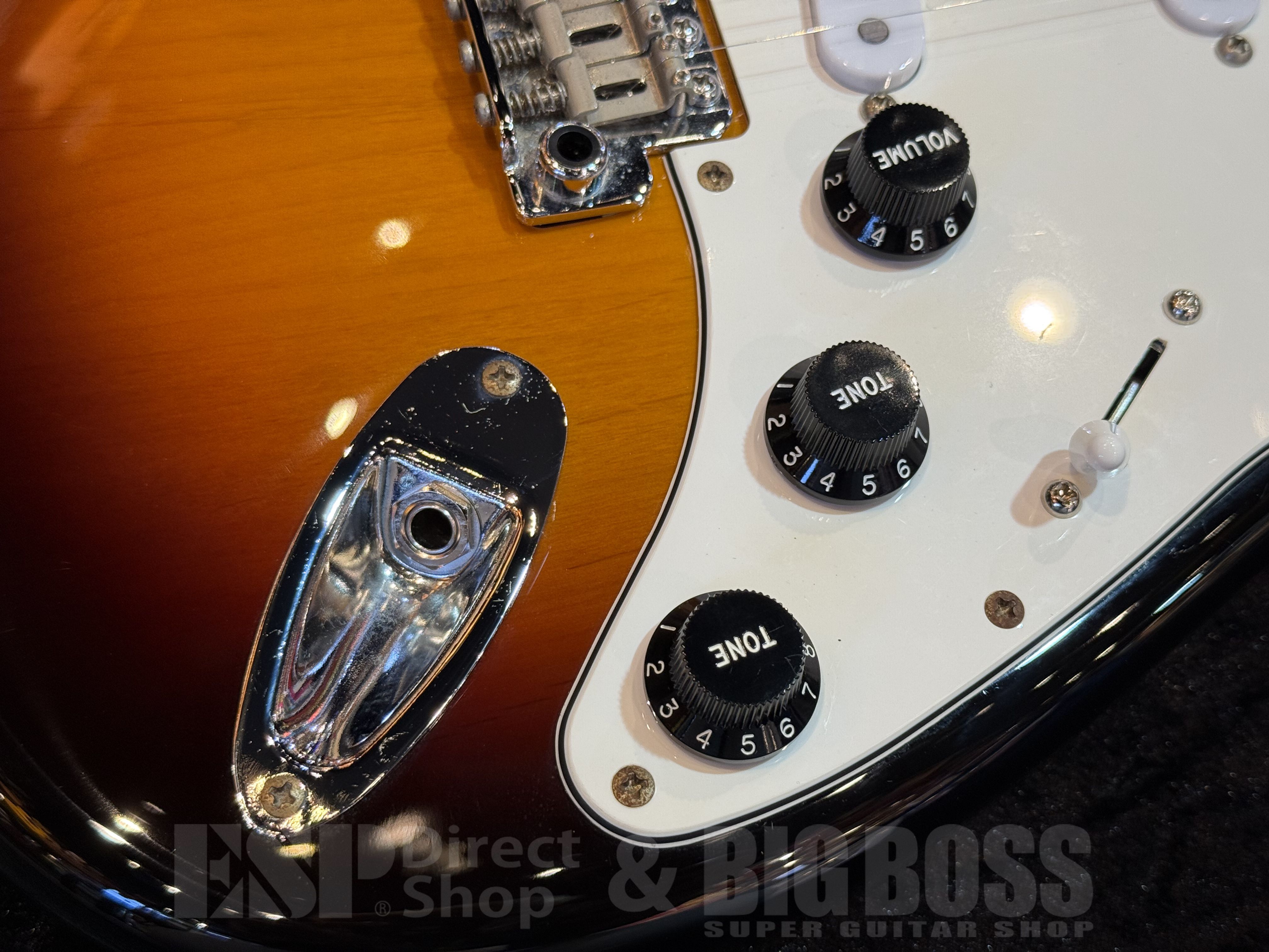 【即納可能/中古品】 GrassRoots(グラスルーツ) G-ST/R【3 Tone Sunburst】福岡店