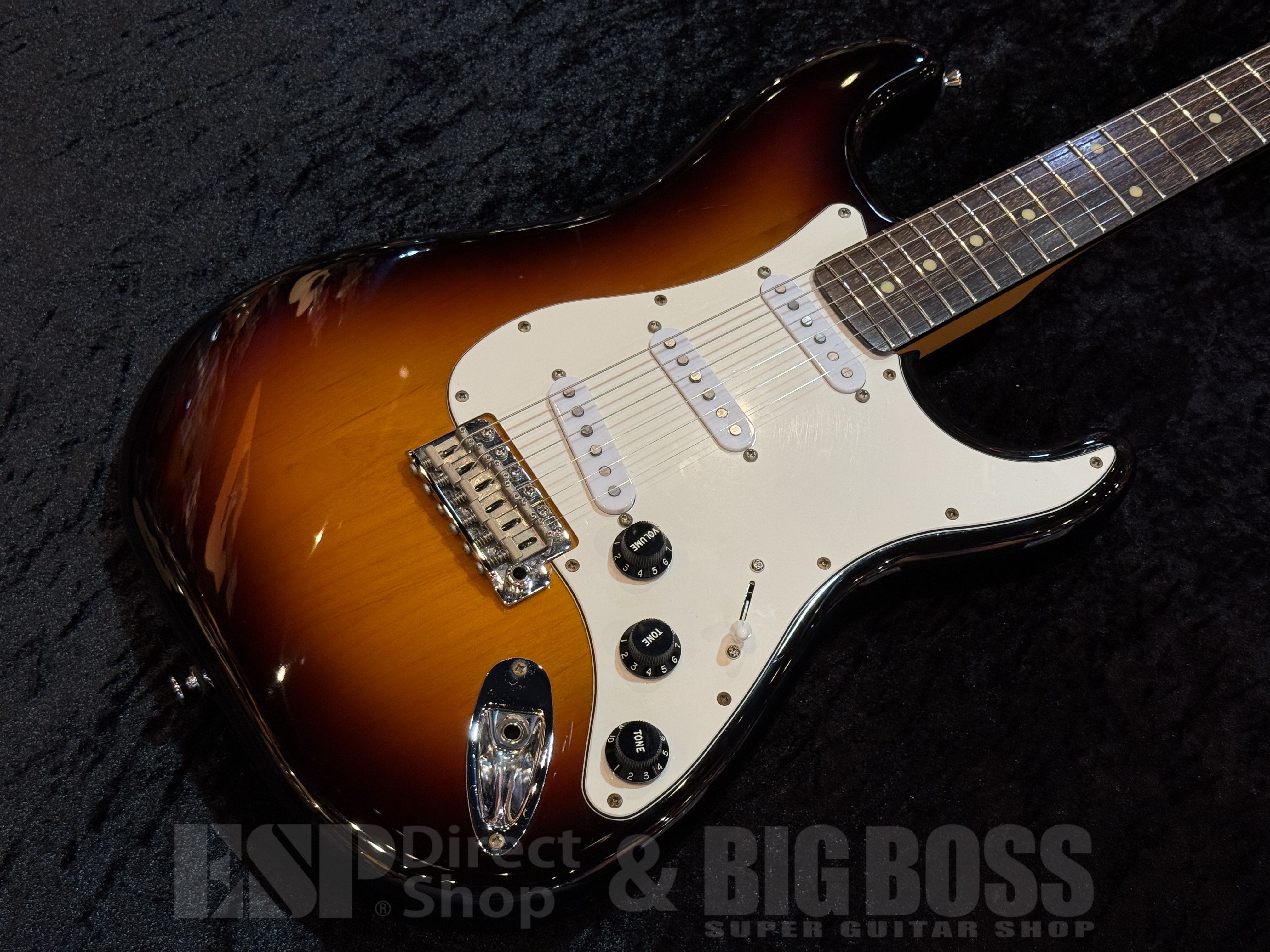 【即納可能/中古品】 GrassRoots(グラスルーツ) G-ST/R【3 Tone Sunburst】福岡店