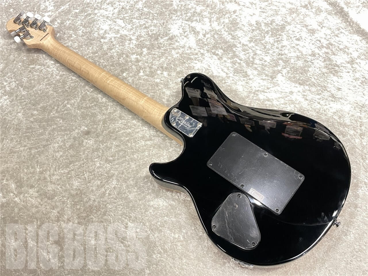 【即納可能】Sterling by MUSIC MAN（スターリンバイミュージックマン）AX40（Transparent Red）　名古屋店