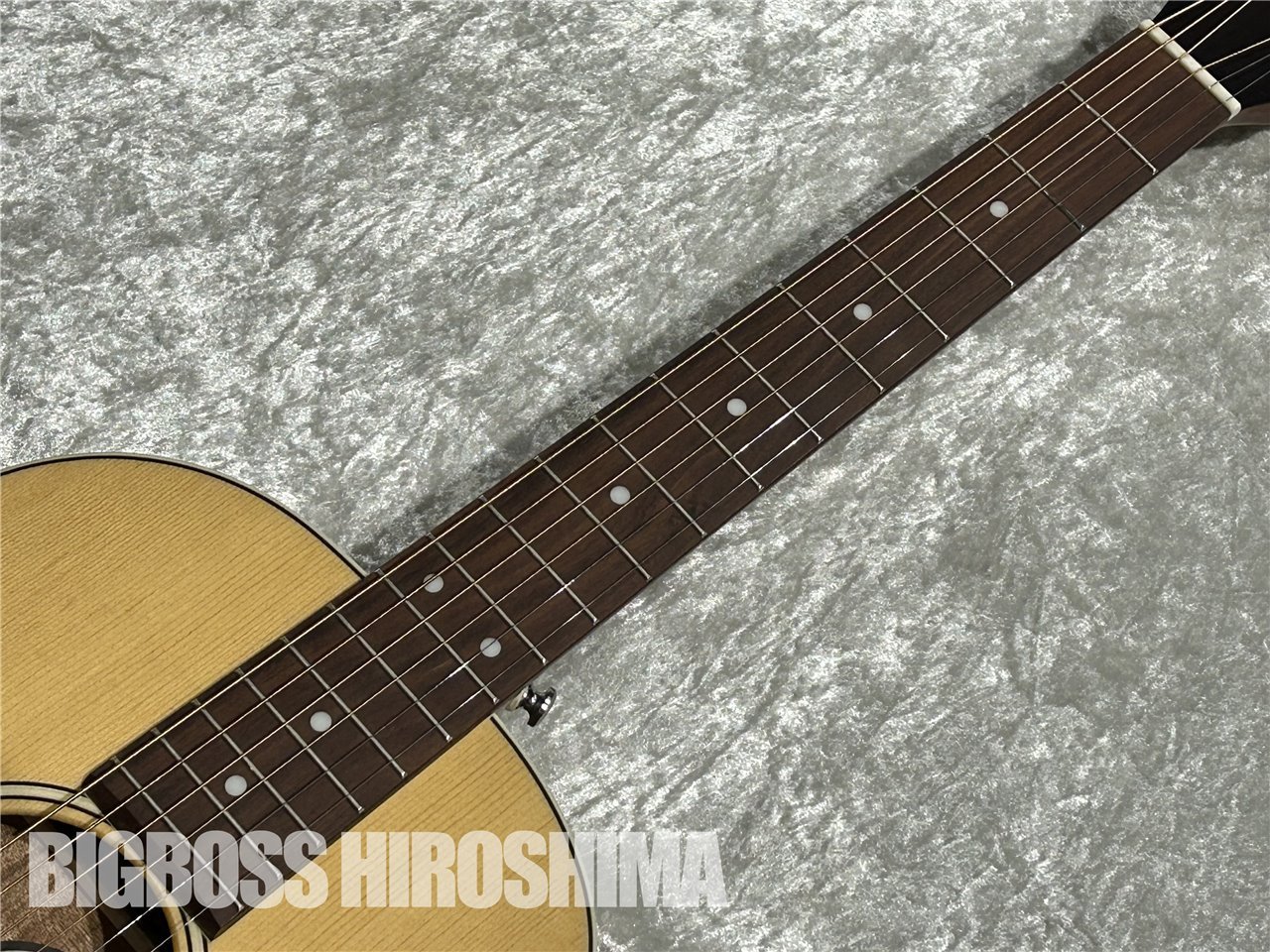 【即納可能】Art&Lutherie(アートアンドルシアー) Roadhouse Natural EQ 広島店