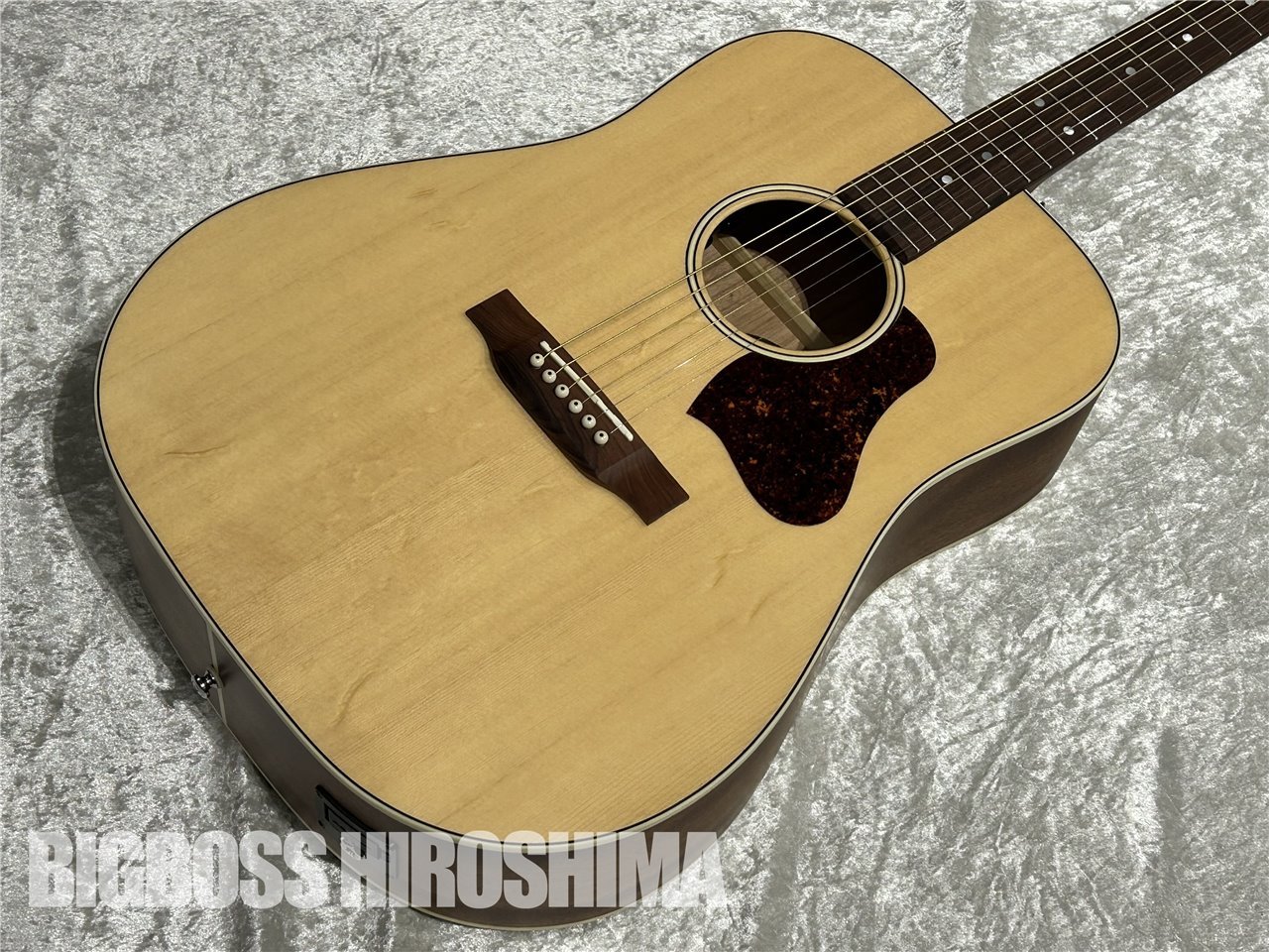 【即納可能】Art&Lutherie(アートアンドルシアー) Americana Natural EQ 広島店