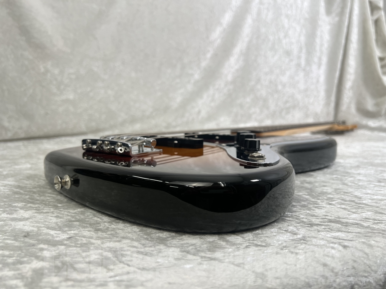 【即納可能/OUTLET】FUJIGEN(フジゲン) NJB100RAL / 3Tone Sunburst お茶の水駅前店(東京)