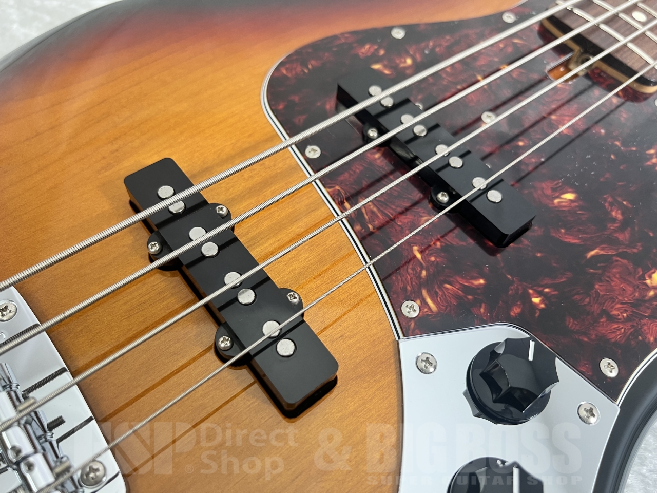 【即納可能/OUTLET】FUJIGEN(フジゲン) NJB100RAL / 3Tone Sunburst お茶の水駅前店(東京)