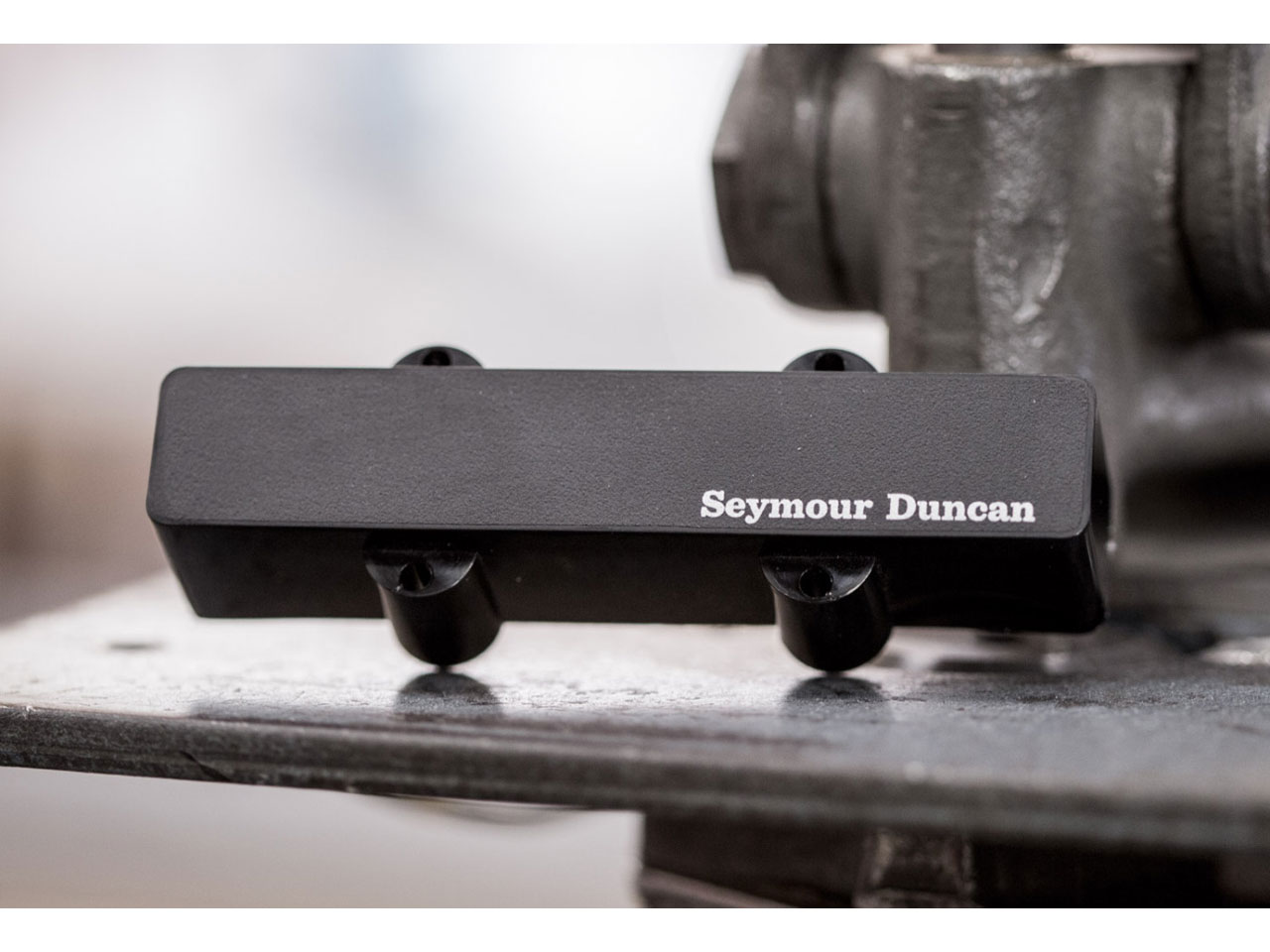 【受注生産】Seymour Duncan(セイモアダンカン) 5-string Passive Stack® [SJB-5] (ジャズベース用ピックアップ/5弦用)