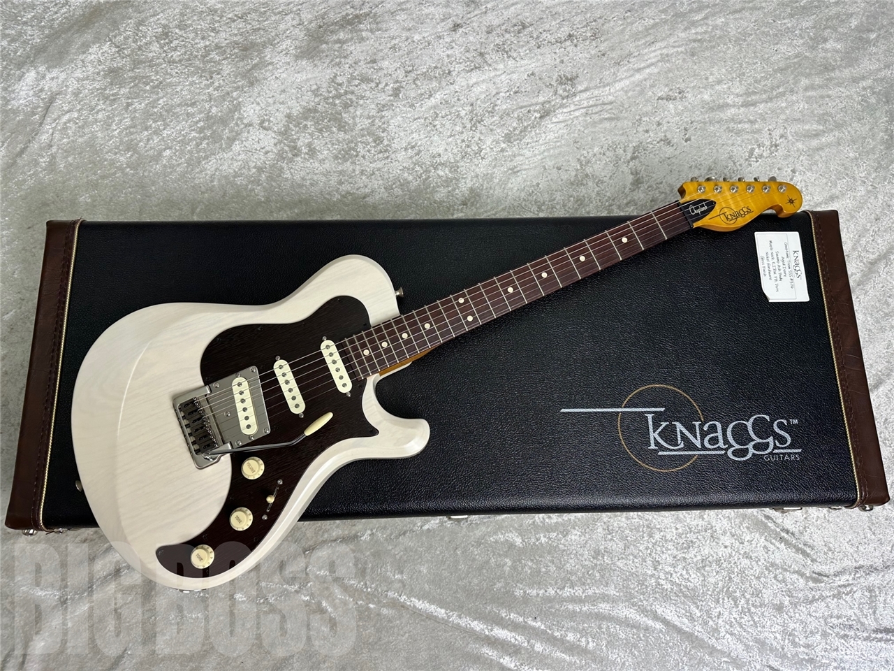 【即納可能】Knaggs Guitars(ナッグスギターズ) Choptank Trem SSS (Aged Ivory) #376 お茶の水駅前店(東京)