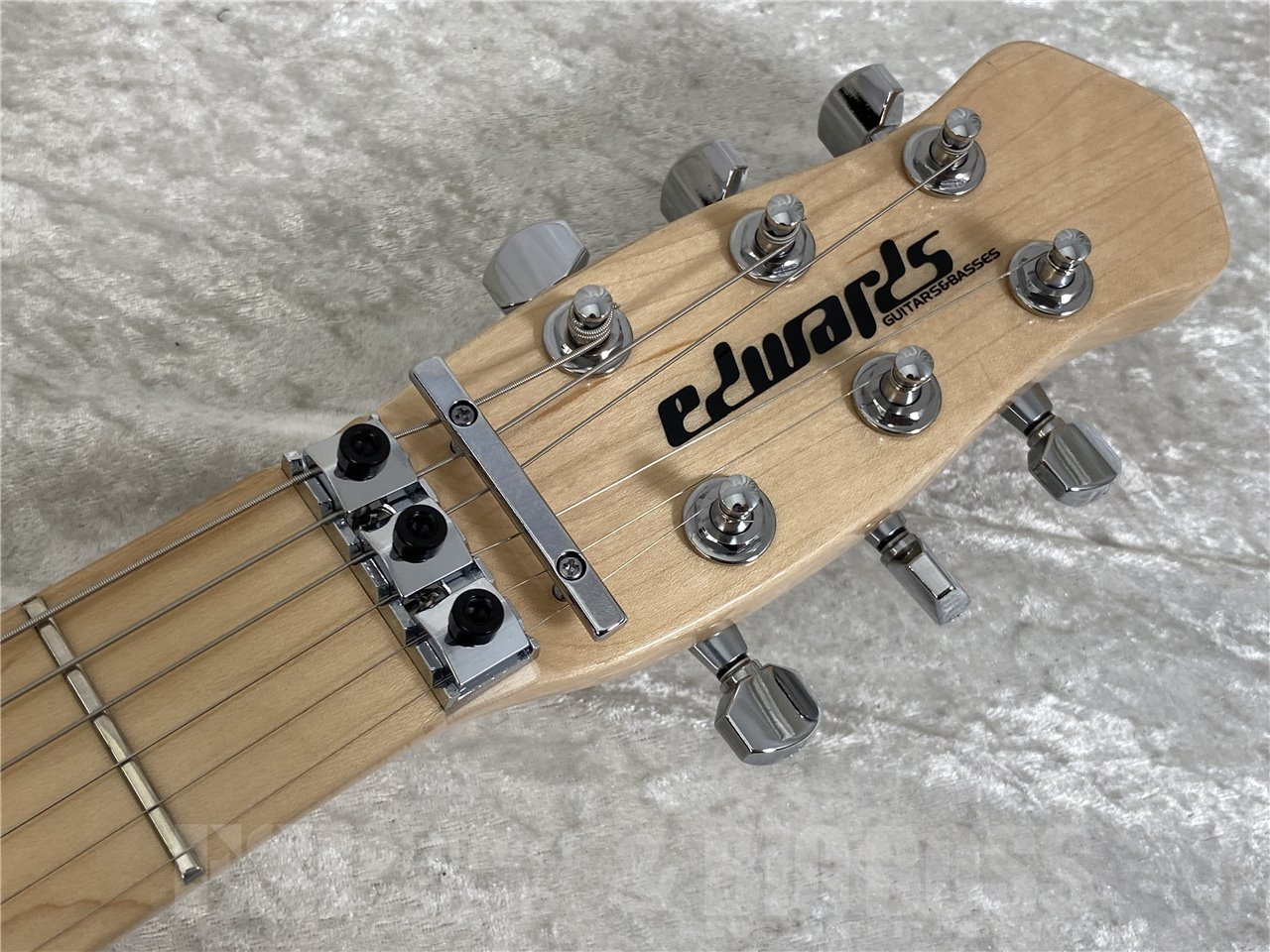 【即納可能】EDWARDS(エドワーズ)E-RS/M (Red) (LOUDNESS 高崎晃モデル )お茶の水駅前店(東京)