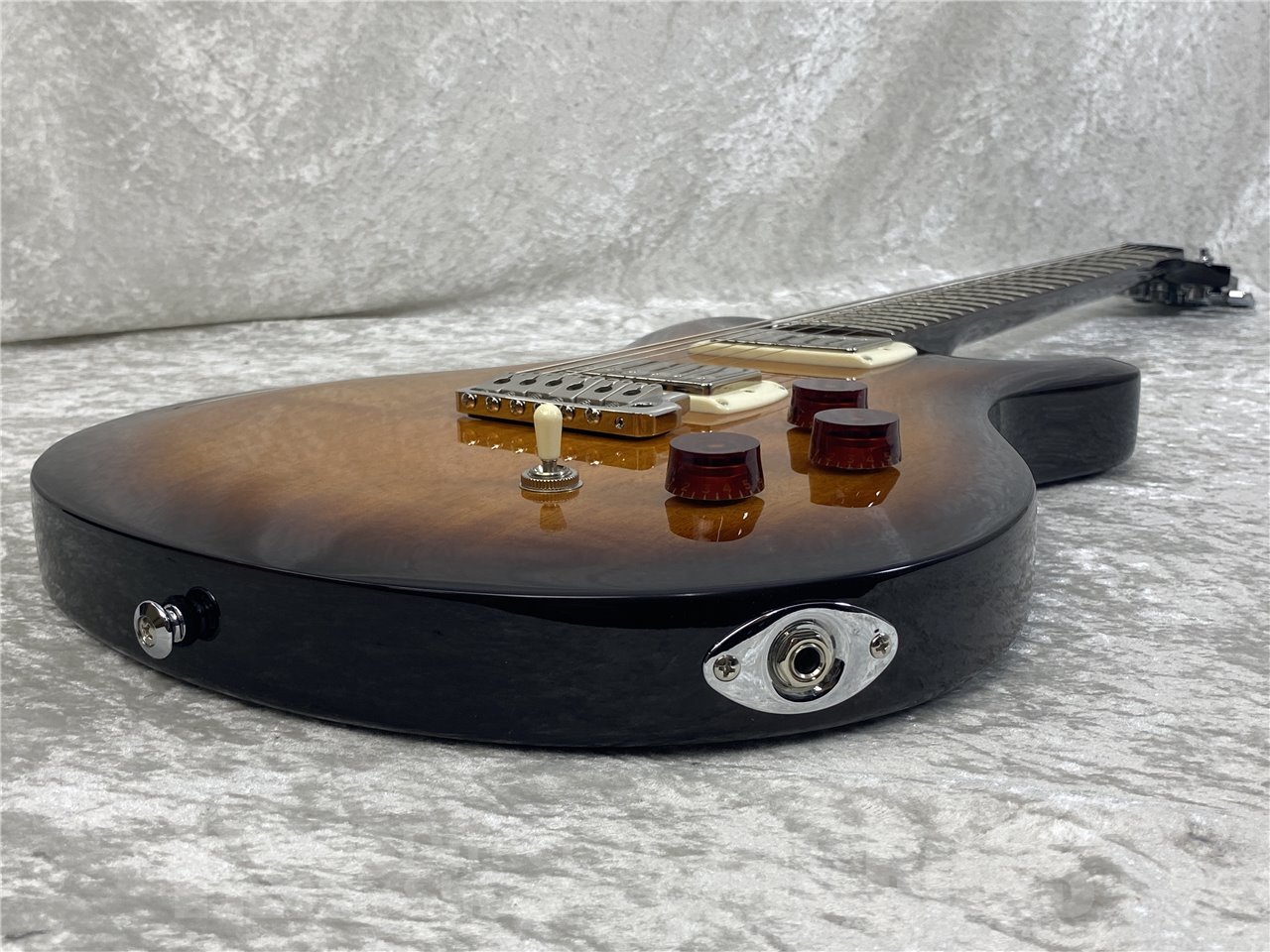 【即納可能】Paul Reed Smith(PRS/ポールリードスミス) SE DGT STANDARD / McCarty Tobacco Sunburst (2025年製) お茶の水駅前店(東京)