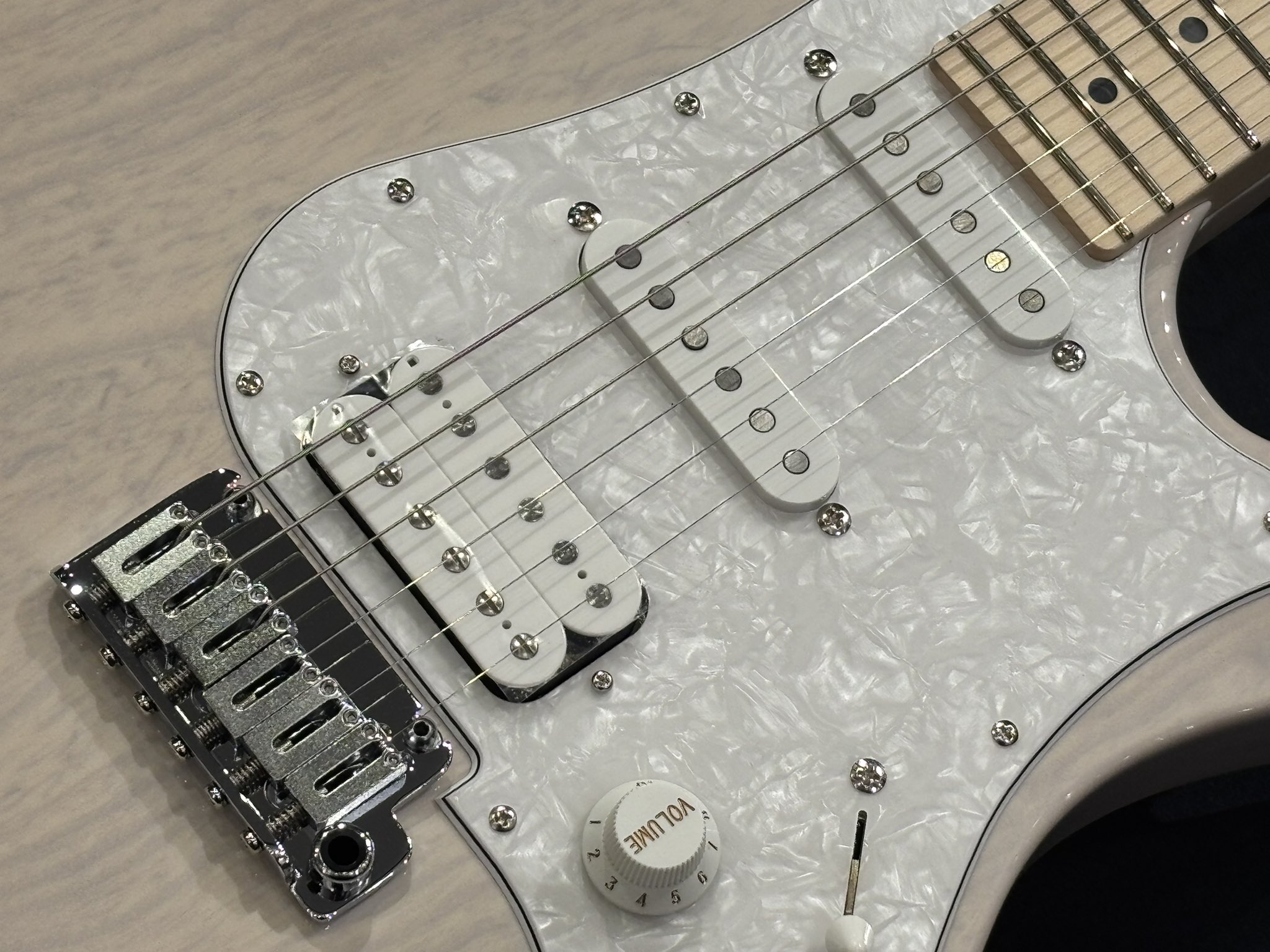 【即納可能】FUJIGEN (フジゲン) EOS2-ASH-M / White Blonde 京都店