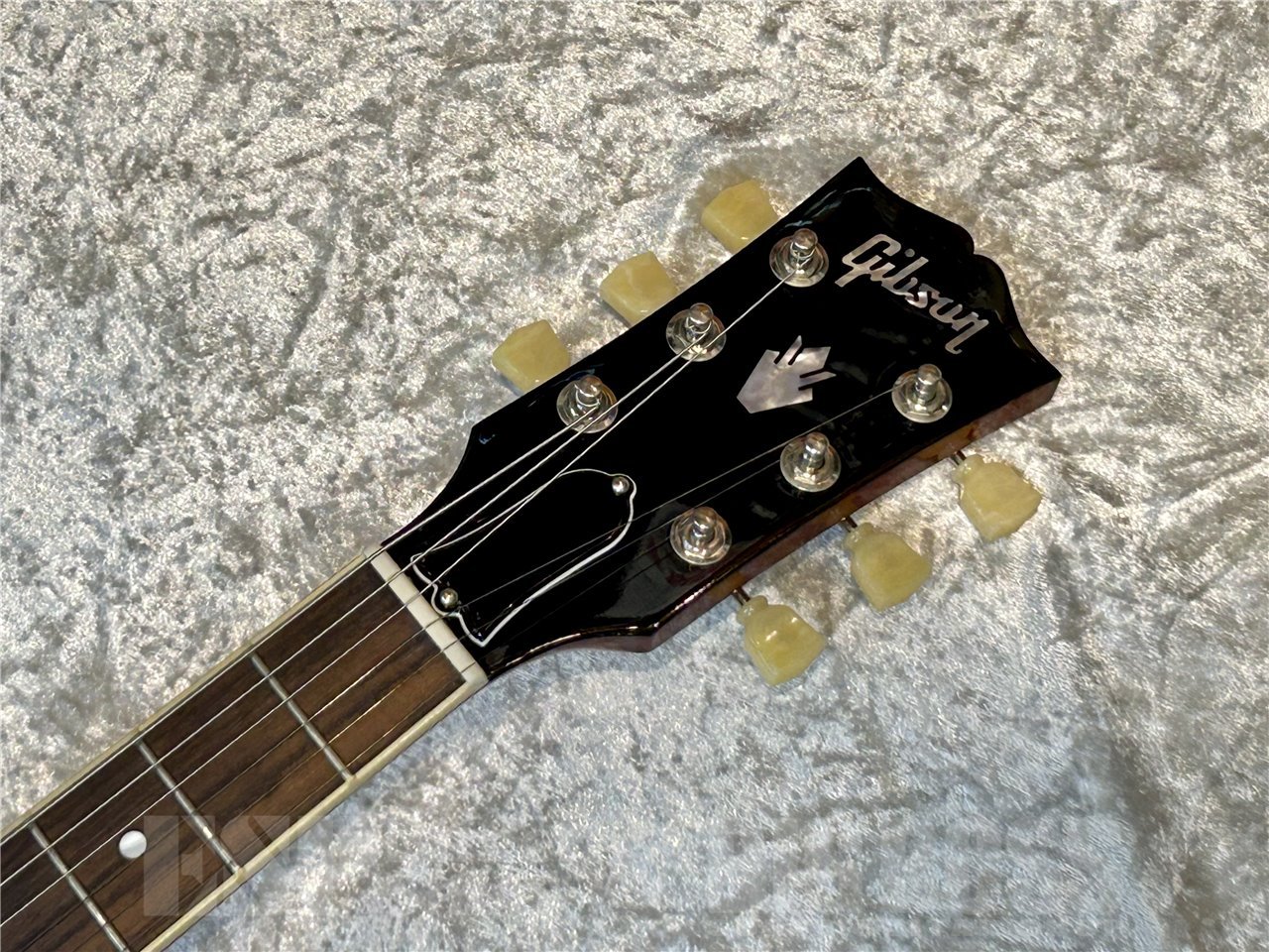 【即納可能】Gibson( ギブソン ) ES-335/ Sixties Cherry 広島店