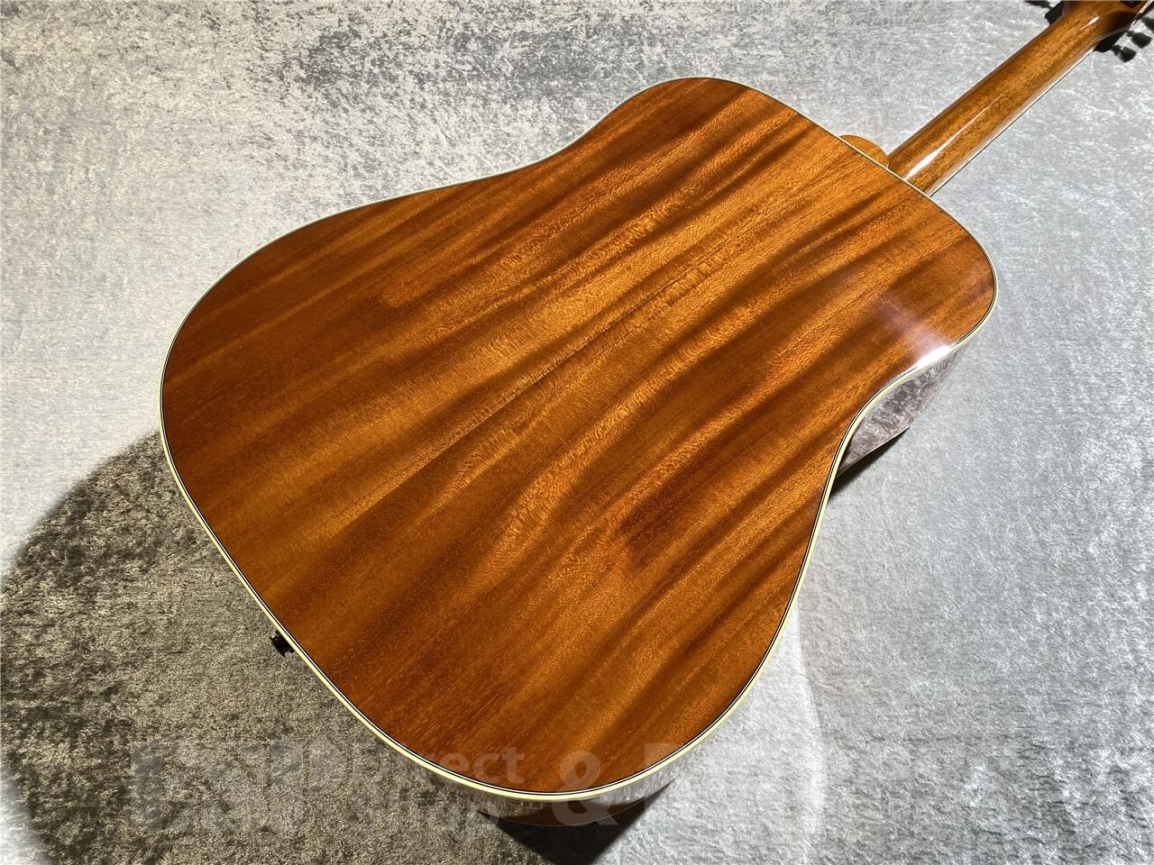 【即納可能】GIBSON(ギブソン) Hummingbird Original (Heritage Cherry Sunburst) 札幌店