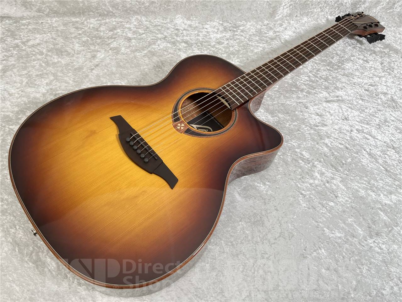 LAG(ラグ) T118ASCE-BRS (エレアコ) お茶の水駅前店・別館