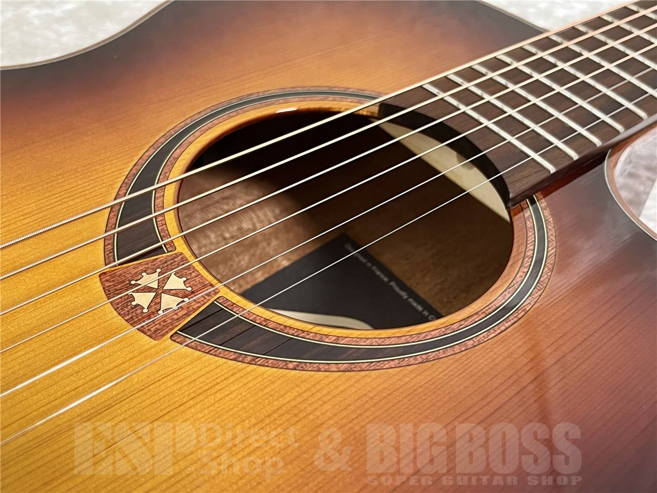 LAG(ラグ) T118ASCE-BRS (エレアコ) お茶の水駅前店・別館