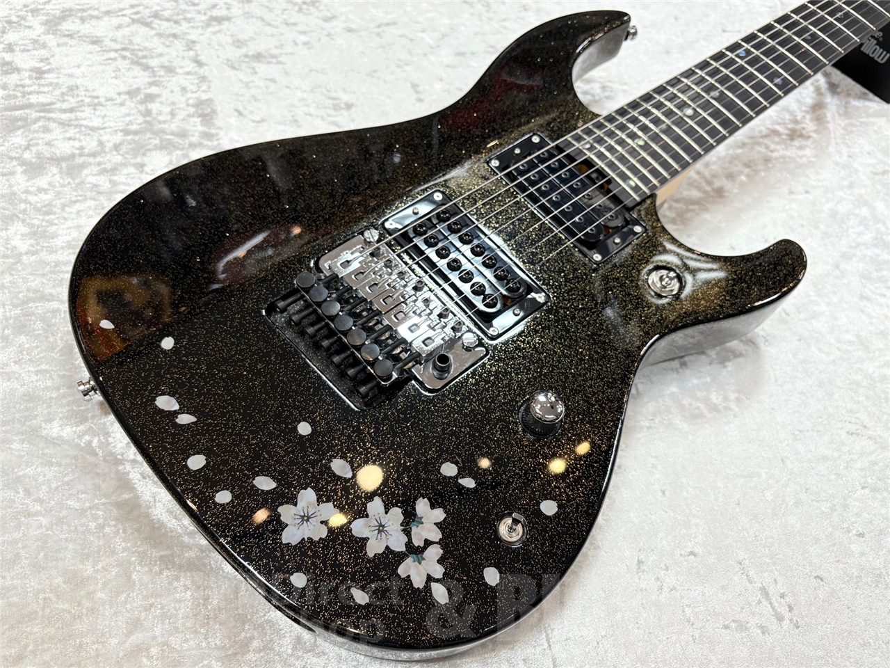 ※ご商談専用【即納可能】Killer（キラー） KG-Fascinator Seven the Empress galaxy black petals/SAKI MODEL  GWS + Elixir®(エリクサー) OPTIWEB 7-STRING SUPER LIGHT [009-052 #19007] (エレキギター弦/7弦用)