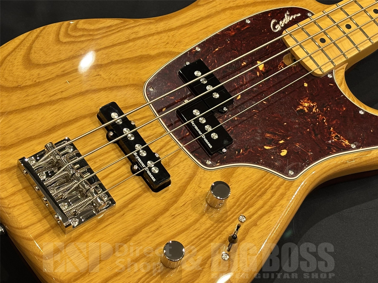 【即納可】Godin(ゴダン)Passion RG-4 Swamp Ash Bass / Natural Swamp Ash 京都店