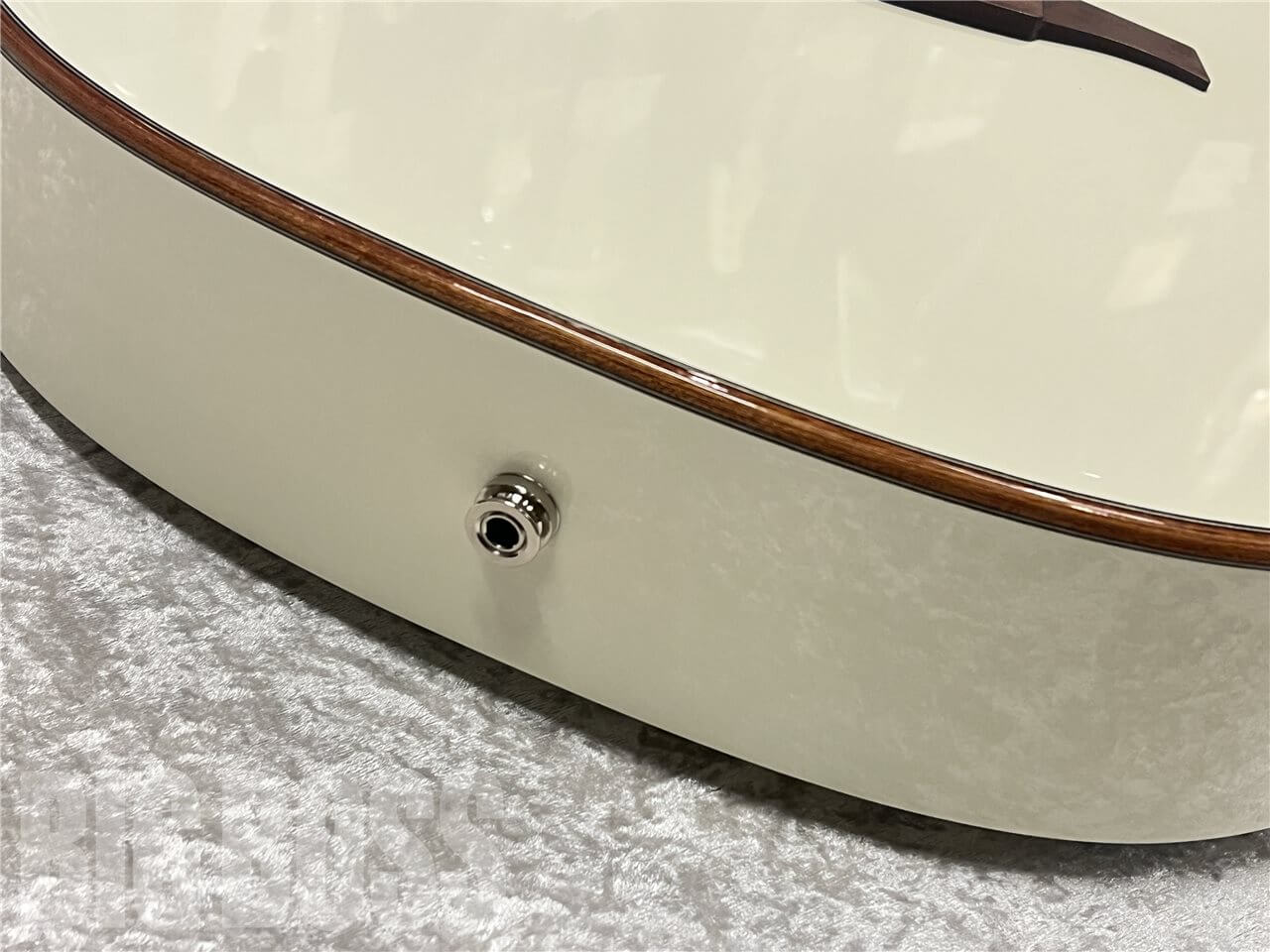 【即納可能】LAG Guitars（ラグギターズ）T118ASCE（Ivory）　名古屋店