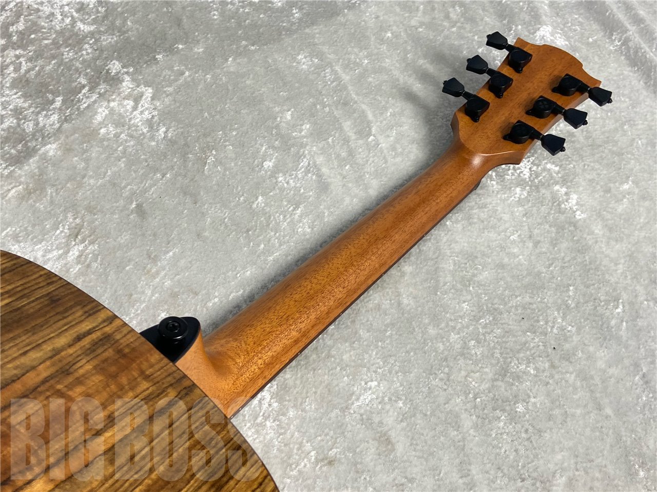 【即納可能】LAG Guitars（ラグギターズ）T318A（アコースティックギター） お茶の水駅前店・別館