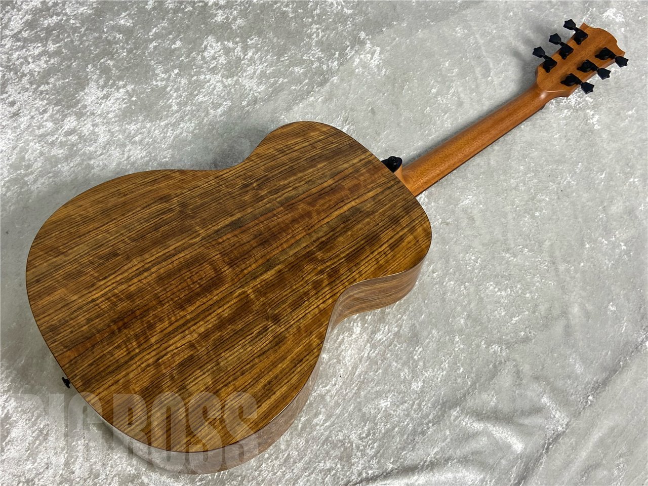 【即納可能】LAG Guitars（ラグギターズ）T318A（アコースティックギター） お茶の水駅前店・別館