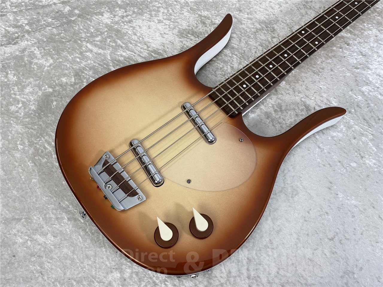 【即納可能】Danelectro(ダンエレクトロ) LONGHORN BASS (Copper Burst) お茶の水駅前店(東京)