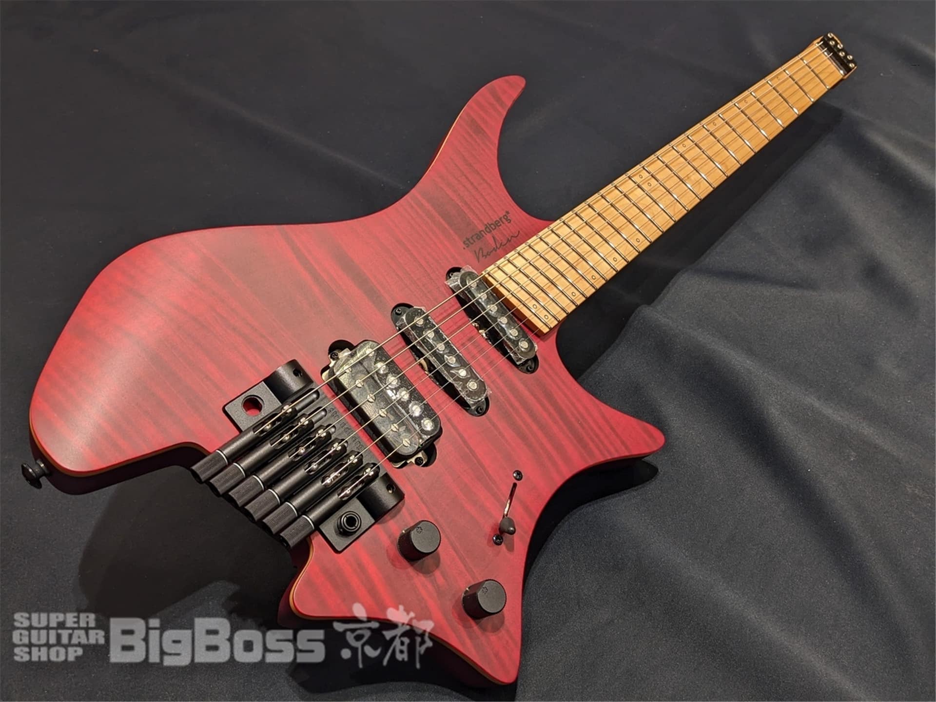 販売品送料無料 ストランドバーグ ボーデン 6弦 アーム 赤 strandberg boden レッド 綺麗 ケース付 ヘッドレス　ファンドフレット ファンフレット その他