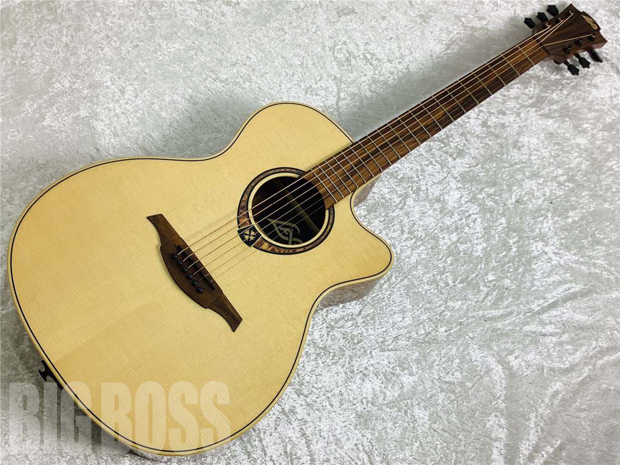 【即納可能】LAG Guitars（ラグギターズ）T318ACE（エレクトリック・アコースティックギター） お茶の水駅前店・別館