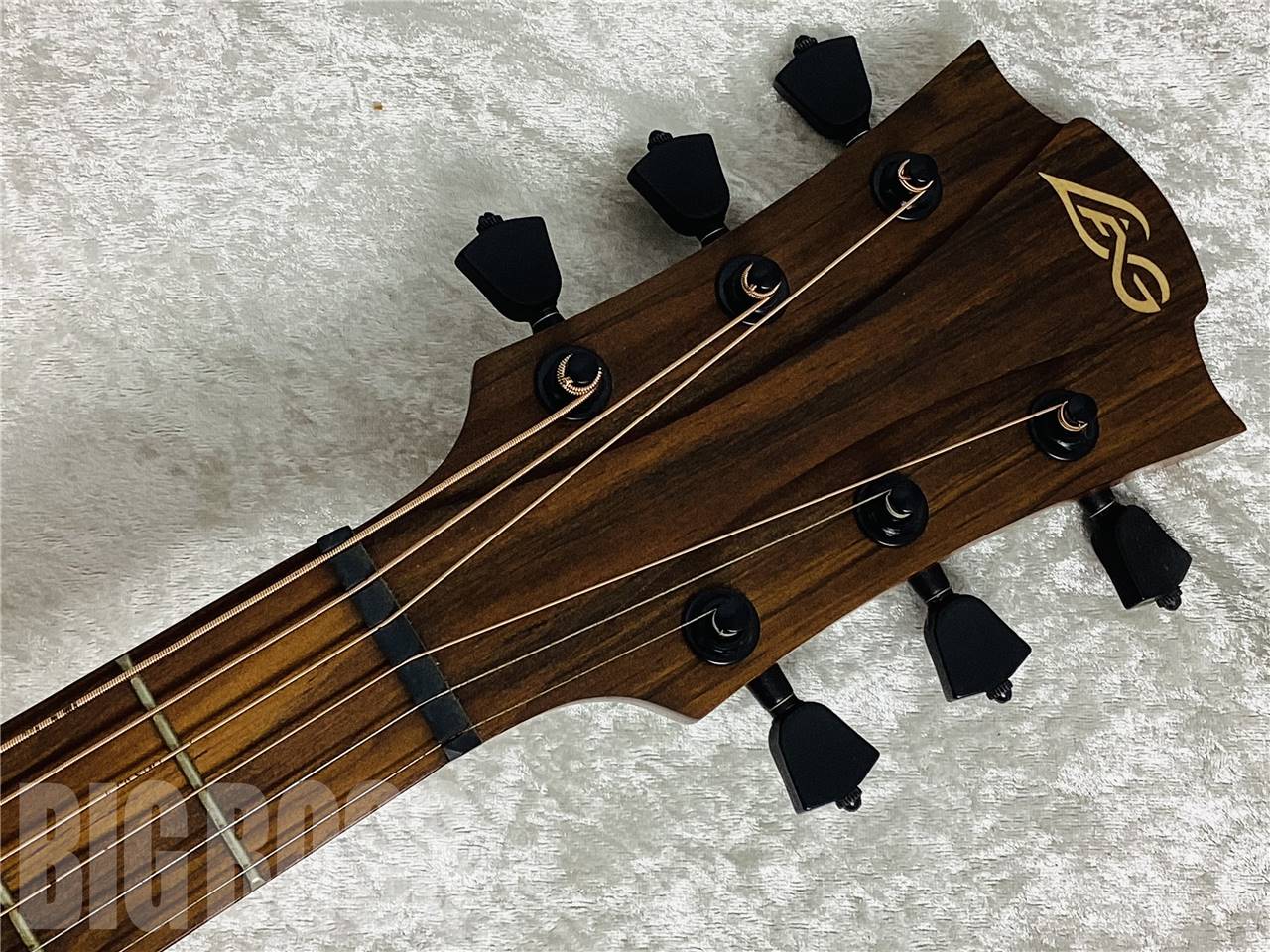 【即納可能】LAG Guitars（ラグギターズ）T318ACE（エレクトリック・アコースティックギター） お茶の水駅前店・別館