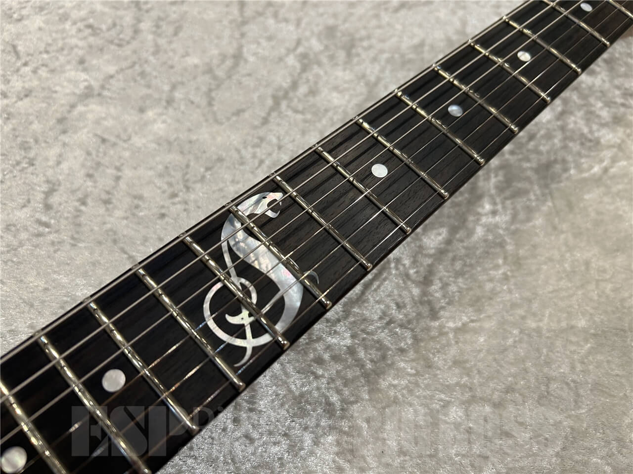 【即納可能】ESP（イーエスピー）SNAKEBYTE / Black Satin 仙台店