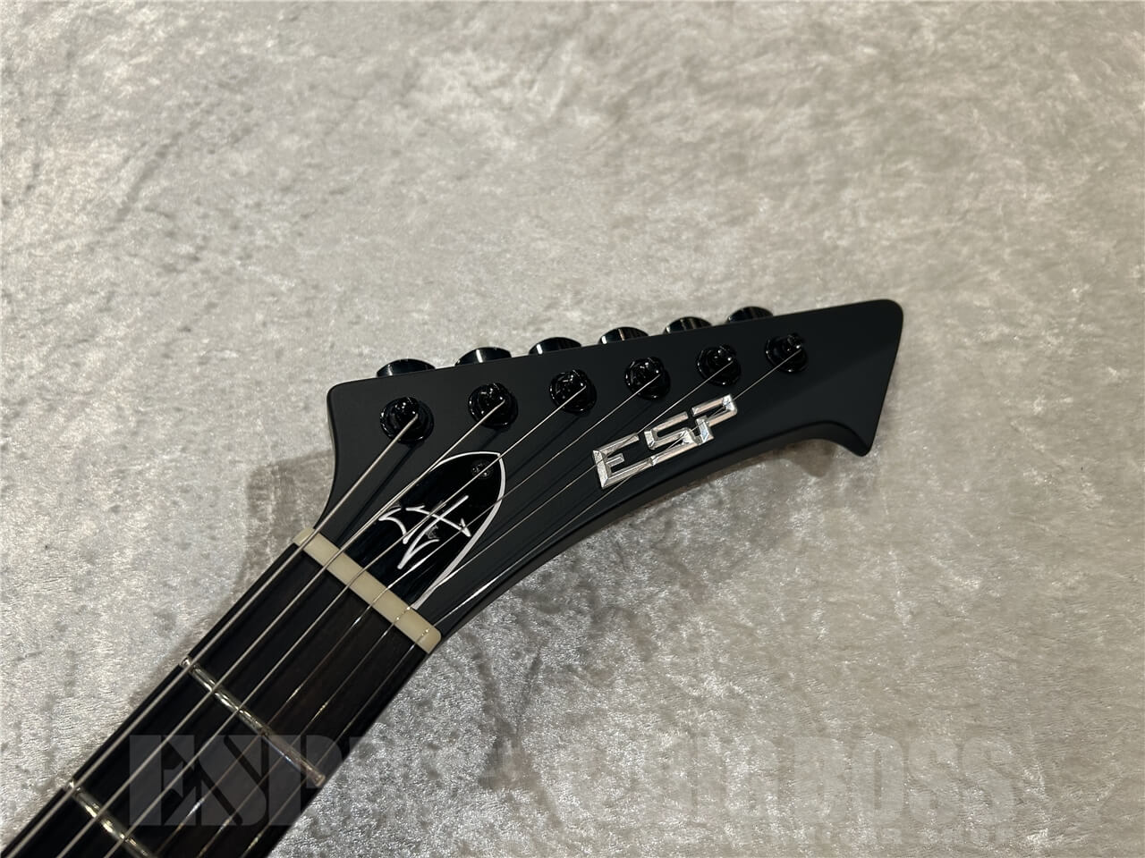 【即納可能】ESP（イーエスピー）SNAKEBYTE / Black Satin 仙台店