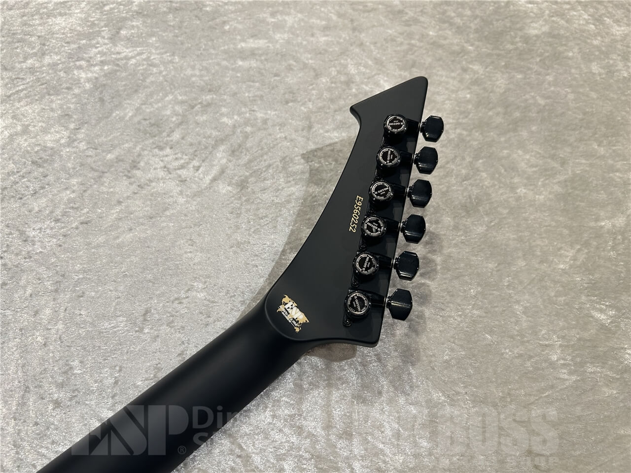 【即納可能】ESP（イーエスピー）SNAKEBYTE / Black Satin 仙台店