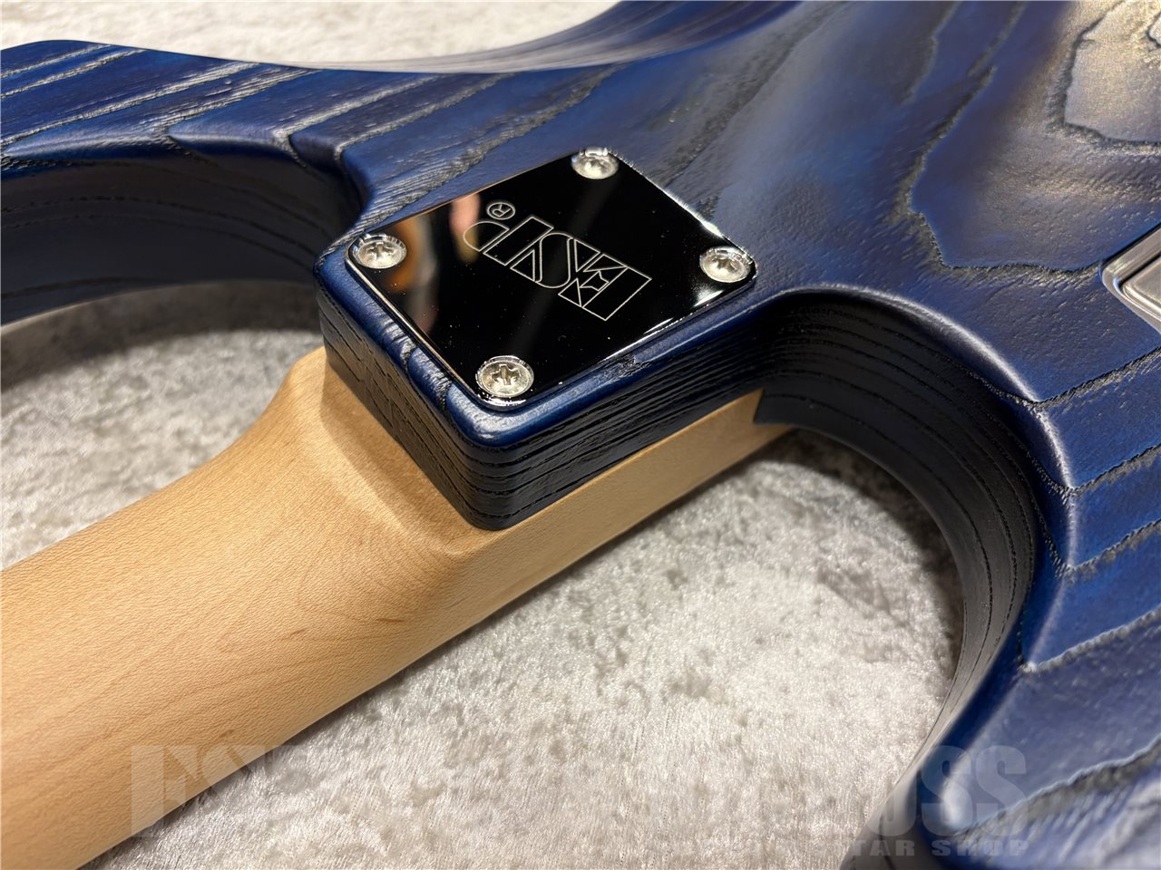 【即納可能】ESP(イーエスピー)AMAZE-AS/M DRIFTWOOD(Blue w/Black Filler) 名古屋店