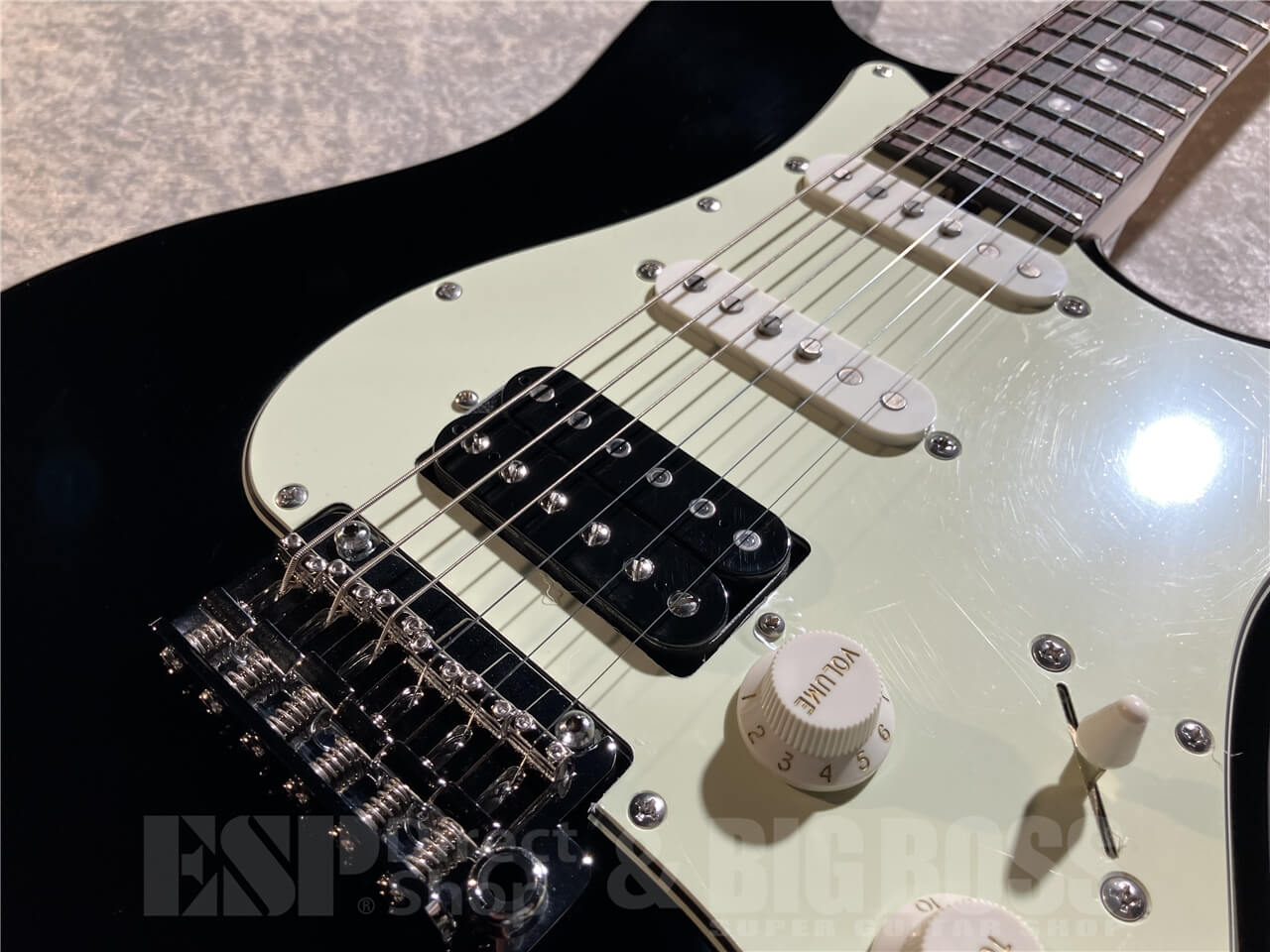 【即納可能/OUTLET】SAITO GUITARS(サイトウギターズ) S-622CS Heritage (Black/Mint Green) 札幌店
