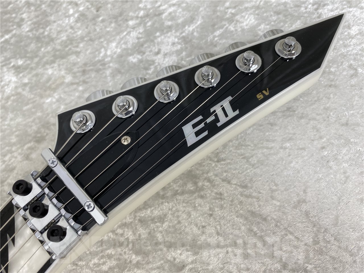 【即納可能】E-II(イーツー) SV (White, w/Black Stripes) お茶の水駅前店(東京)