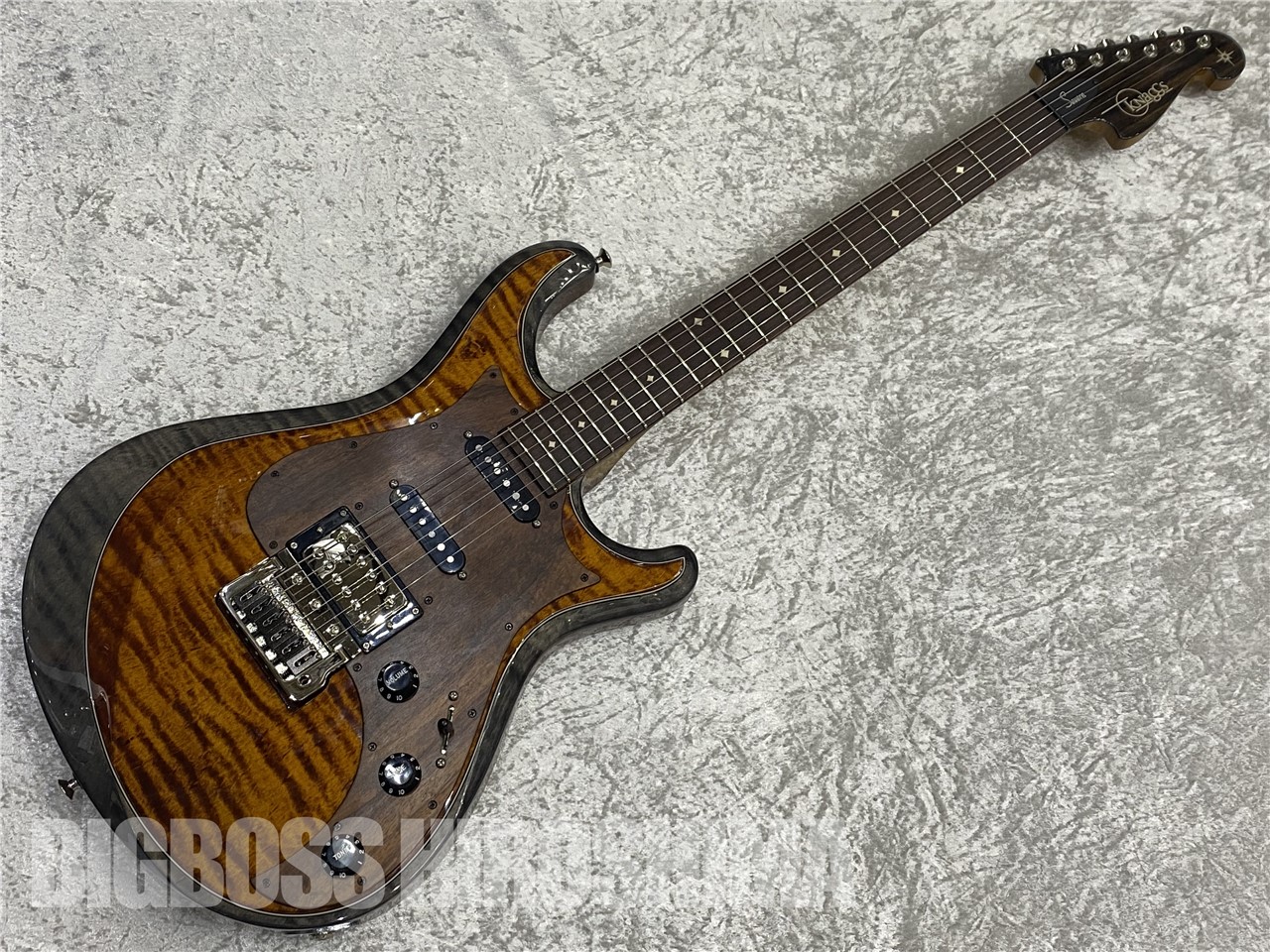 【即納可能】Knaggs Guitars Severn Trem HSS ( Aged Scotch / Onyx 1xpurf) #1364 広島店