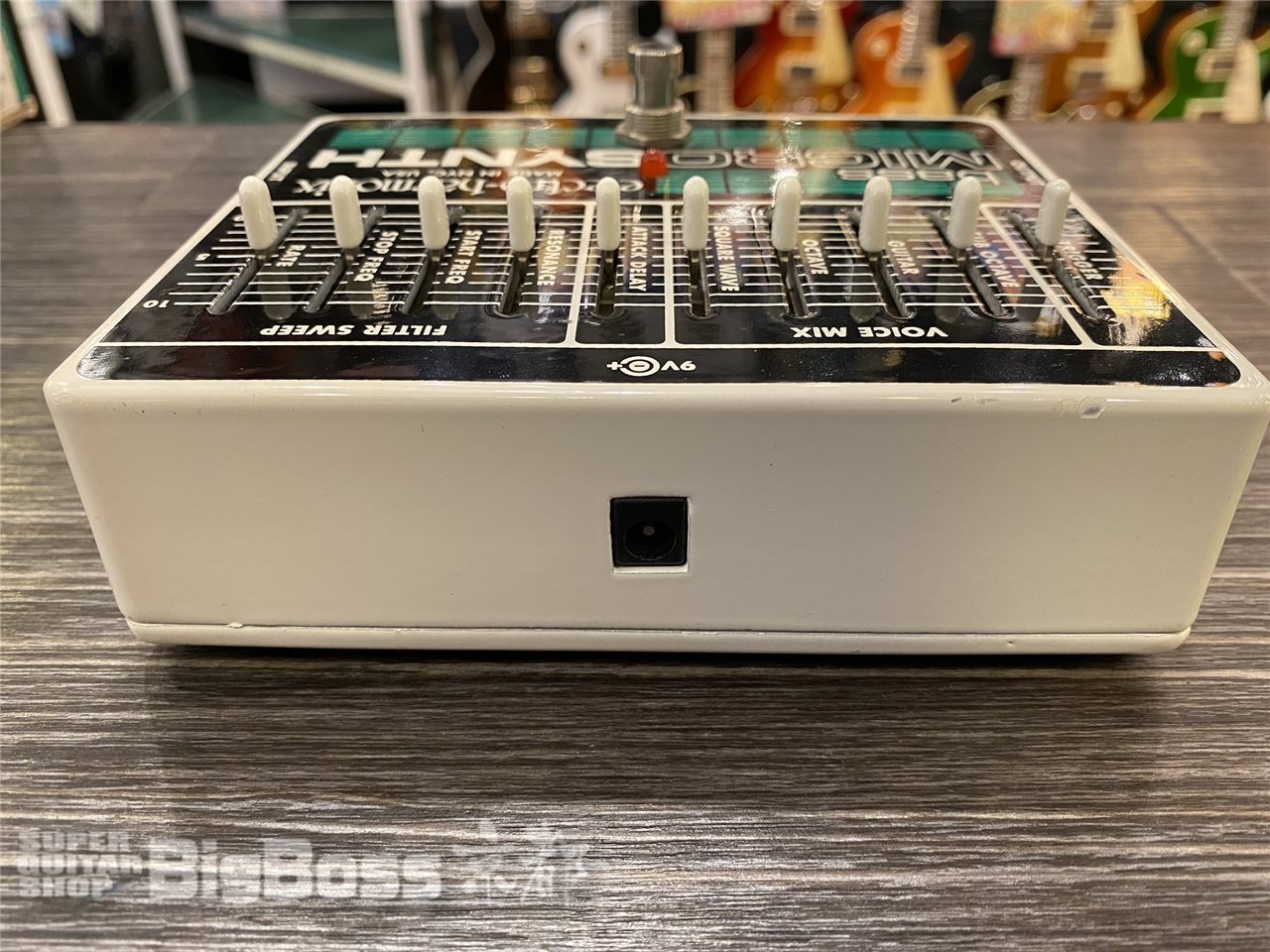 【即納可能】Electro-Harmonix(エレクトロハーモニックス) Bass Micro Synthesizer Analog Microsynth<br> 京都店【中古・アウトレット タイムセール開催中！12月26日～31日まで】