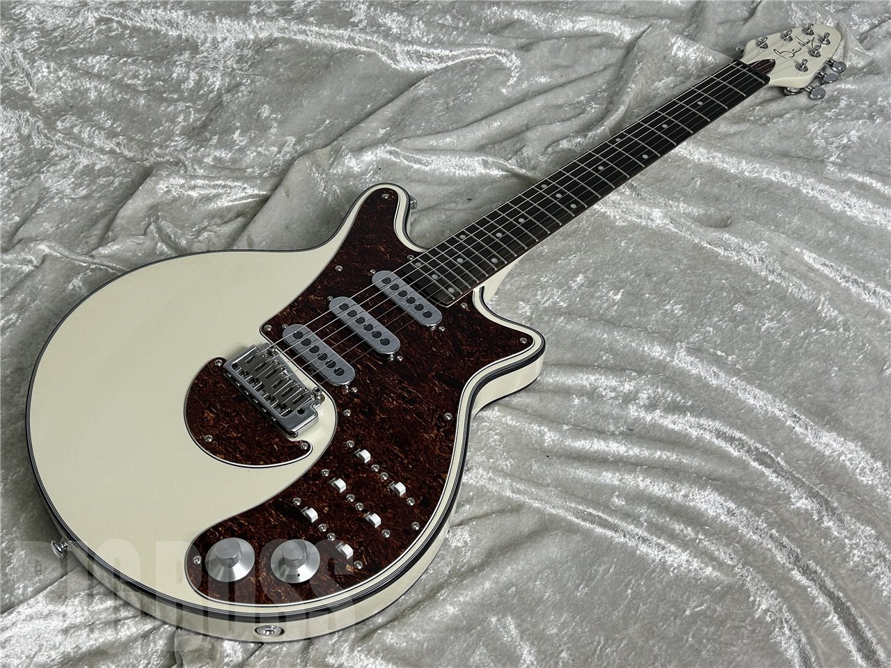 【即納可能/OUTLET】Brian May Guitars(ブライアンメイギターズ) Red Special (White) お茶の水駅前店(東京)