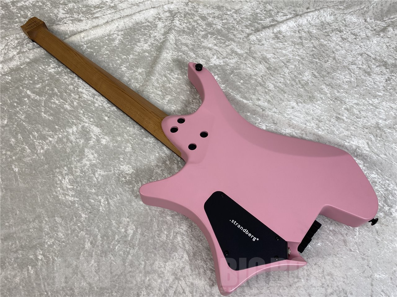 【即納可能/B級特価】strandberg(ストランドバーグ) Boden Essential 6 (Coral Pink) お茶の水駅前店(東京)
