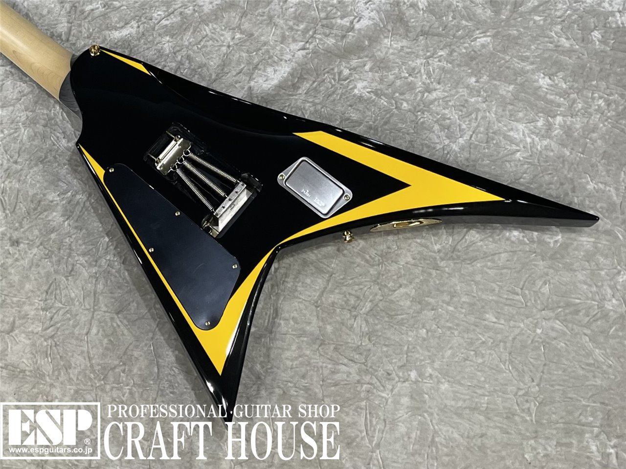 【即納可能】EDWARDS E-ALEXI ARROW HEAD / Black with Yellow Stripe　渋谷店