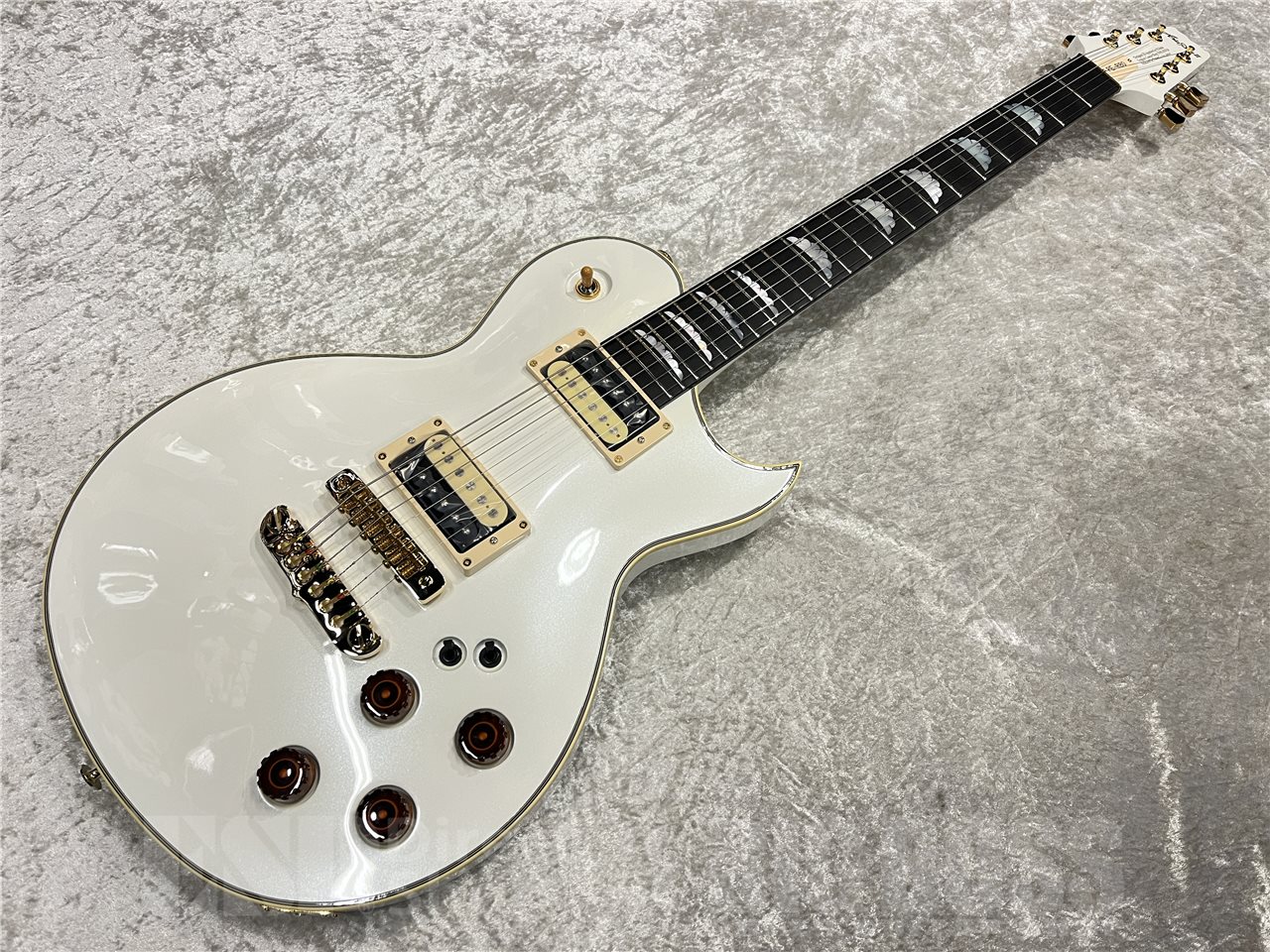 【即納可能】Aria Pro II（アリアプロツー）PE-R80（Pearl White）　名古屋店
