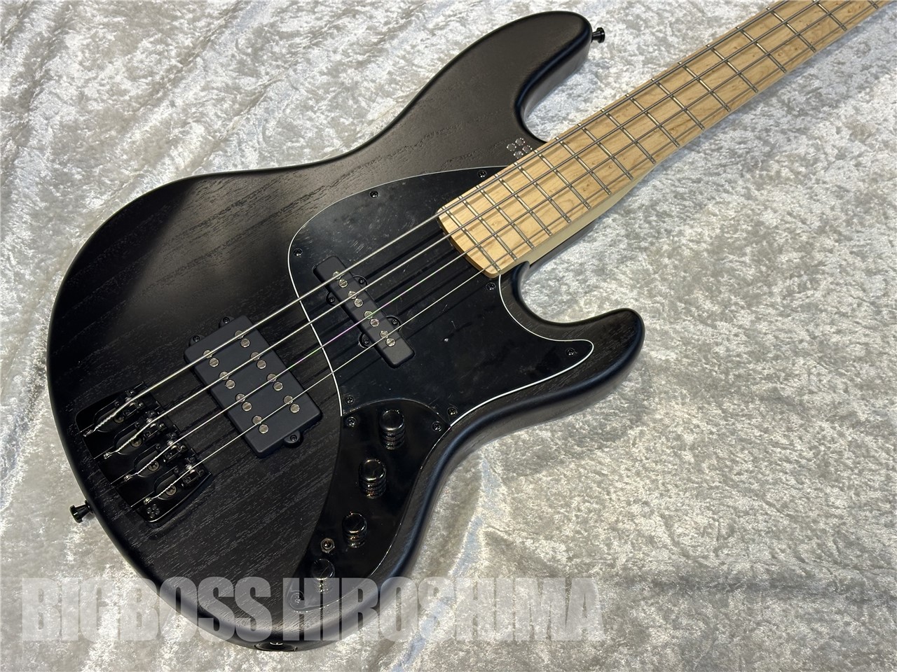 【即納可能】Sandberg(サンドバーグ) California TM4 SuperLight (Matt Black )  広島店【中古・アウトレット タイムセール開催中！12月26日～31日まで】