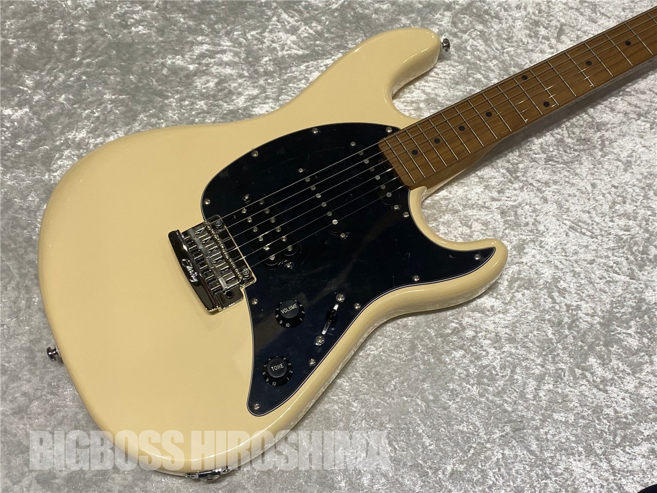 【即納可能】Sterling by MUSIC MAN CUTLASS CT50 HSS (VINTAGE CREAM) 広島店【中古・アウトレット タイムセール開催中！12月26日～31日まで】