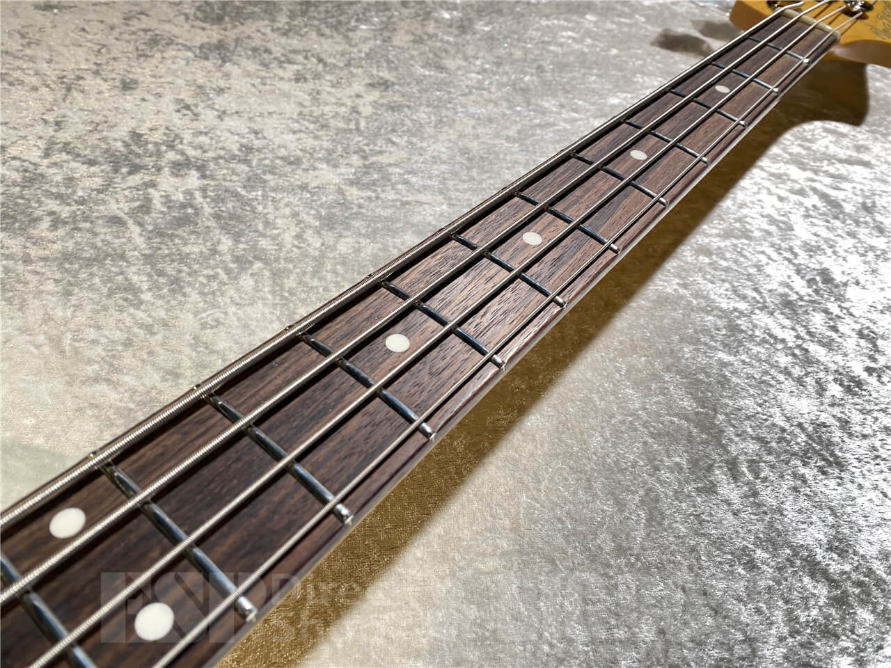 【即納可能】Vanzandt(ヴァンザント) JBV-R2 (Vintage White) 札幌店