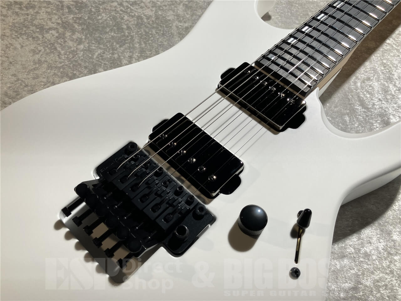 【即納可能】ESP(イ―エスピー) M-II DX (Snow White Satin) 札幌店