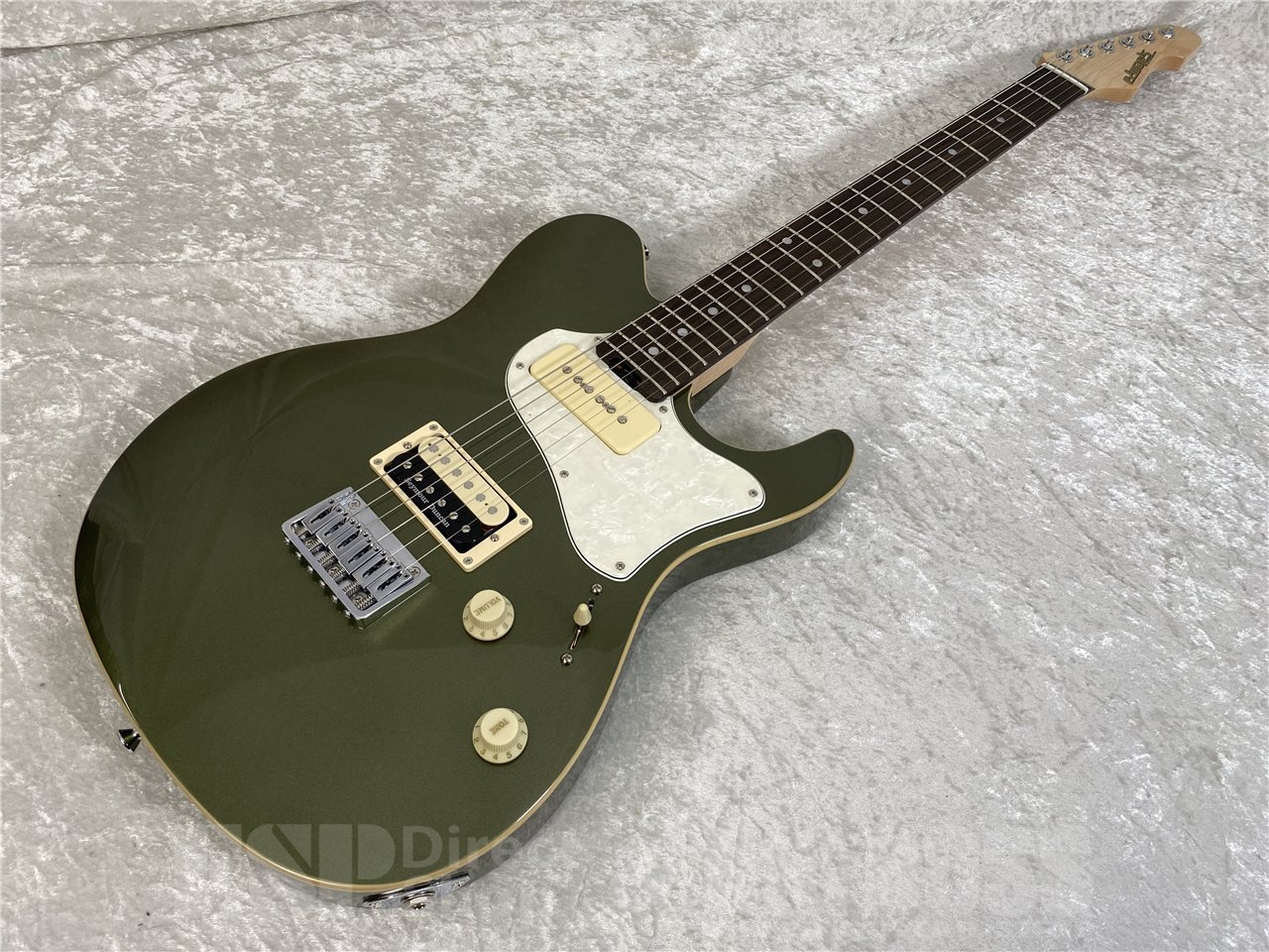 【即納可能】EDWARDS(エドワーズ) E-THROBBER-CTM (Leaf Green Metallic) お茶の水駅前店(東京)