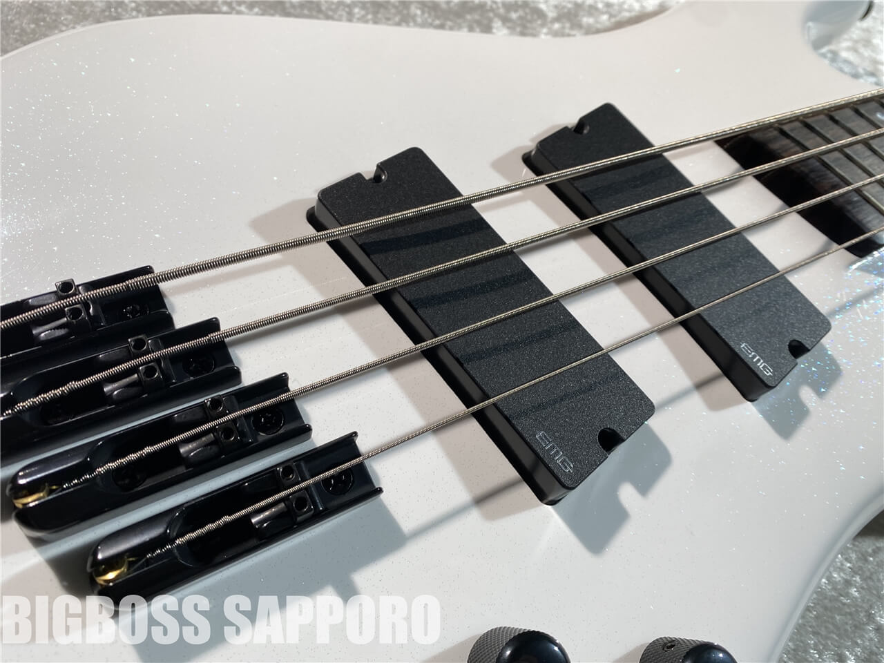 【即納可能】Spector(スペクター) NS DIMENSION HP 4 (White Sparkle Gloss) 札幌店