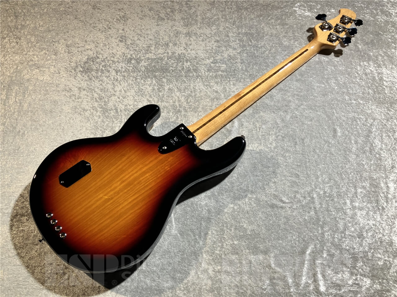 【即納可能】MUSICMAN(ミュージックマン) Retro '70s StingRay Bass (Vintage Sunburst) 札幌店