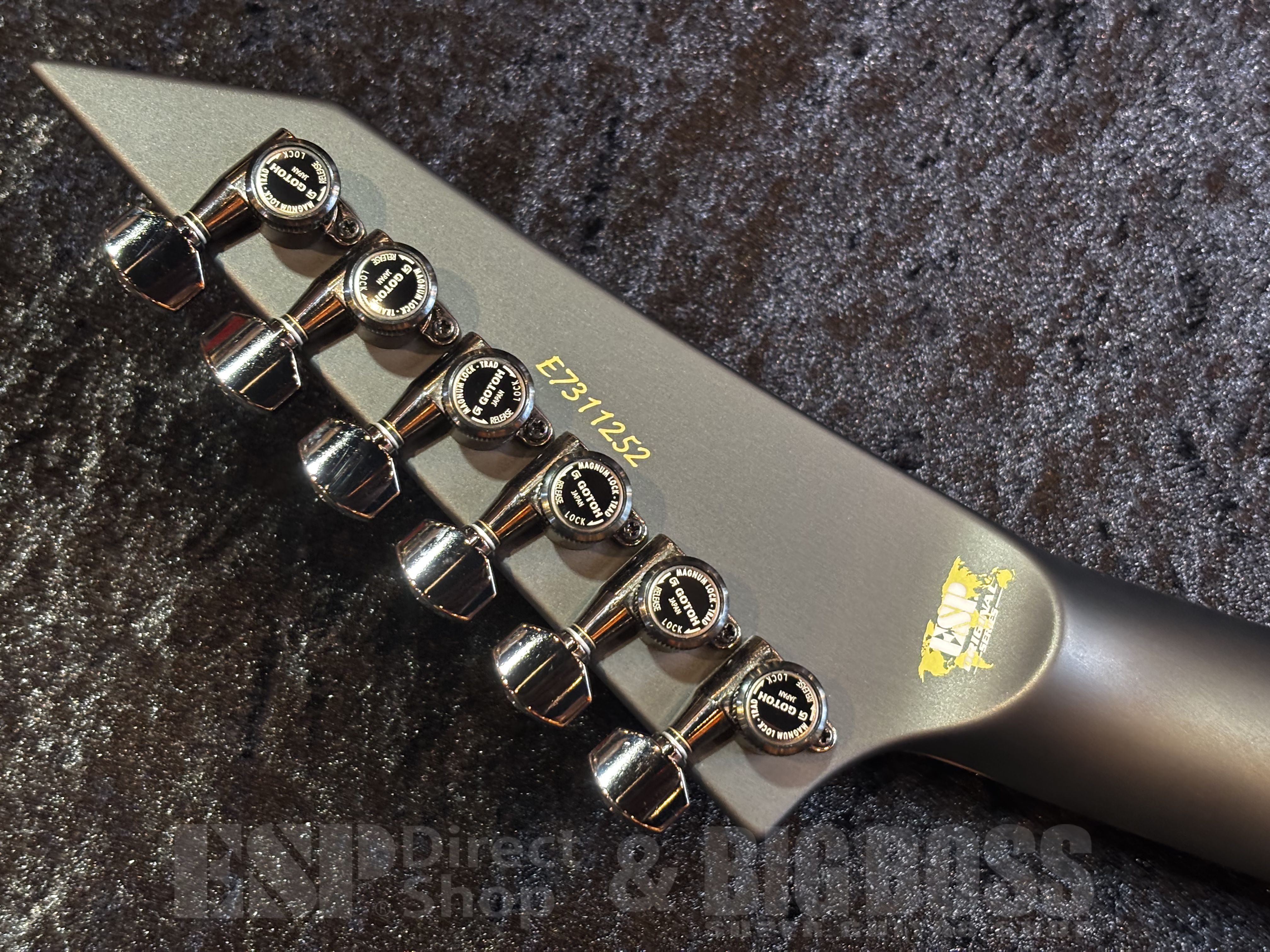 ESP (イーエスピー)M-II CTM FR/FM【Charcoal Burst w/White Pearl Black】福岡店