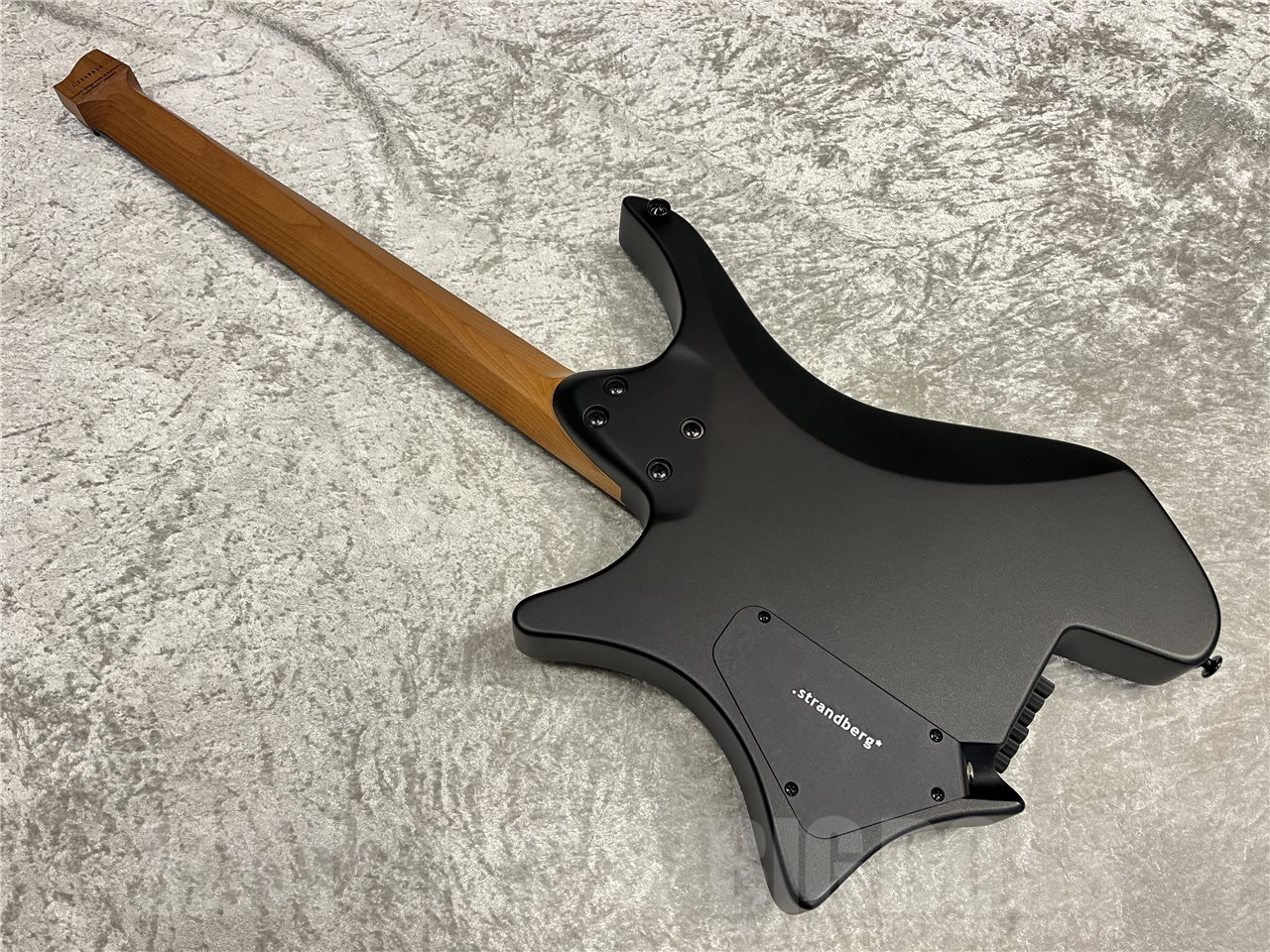 【即納可能】strandberg（ストランドバーグ） Boden Essential 6（Black Granite）　名古屋店