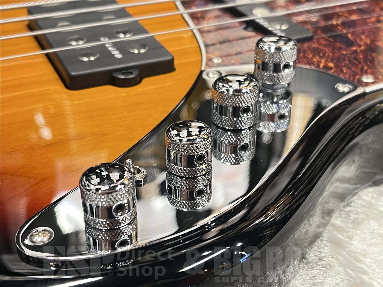 【即納可能】Sandberg（サンドバーグ） California TM4（3-Tone-Sunburst）　名古屋